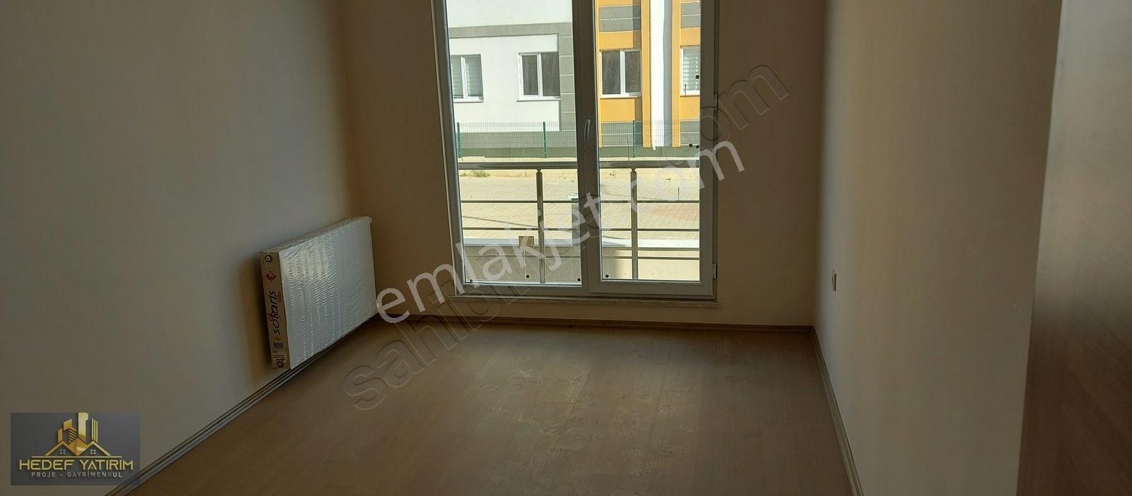 Üniversite Yolunda Borsa İnşaatta Arakat Kiralık 2+0 Daire - Görsel 6