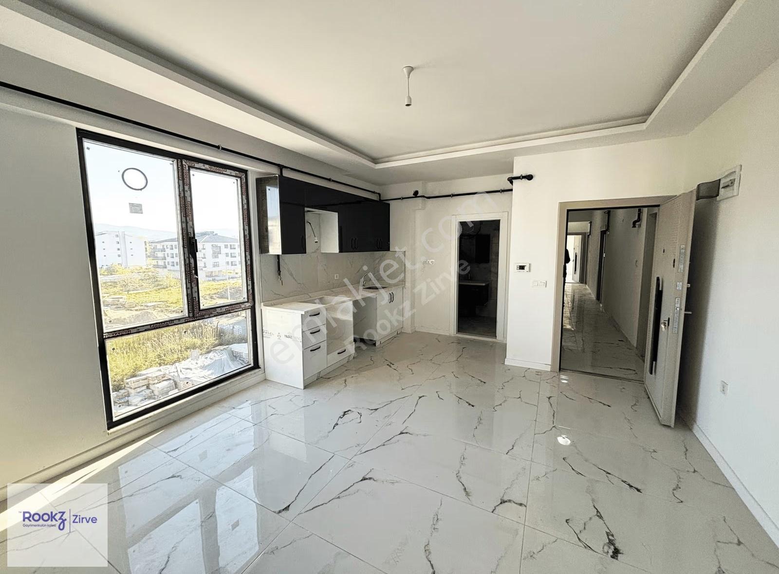 Yalova Çiftlikköyde Ara Kat,oturuma Hazır Satılık 1+1 Daire - Görsel 11