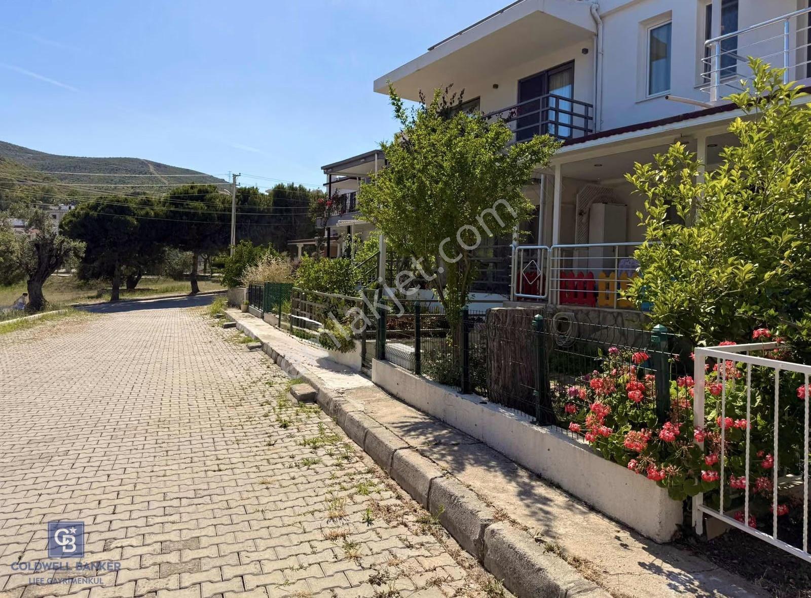 Yenifoça Sahile 450 M Mesafede 3+1 Dubleks Yazlık - Görsel 12