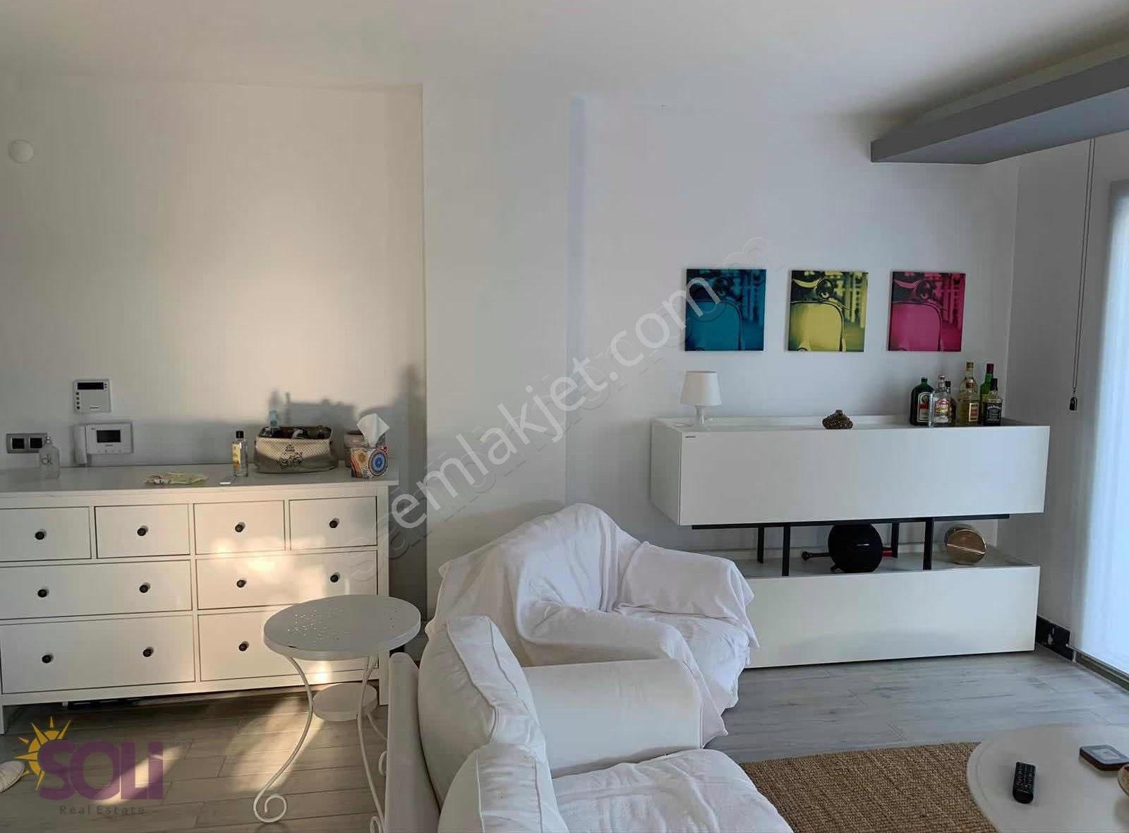 Soli- Çeşme Şifne Kaya Port Site Kiralık Özel Havuzlu 3+1 Villa - Görsel 3