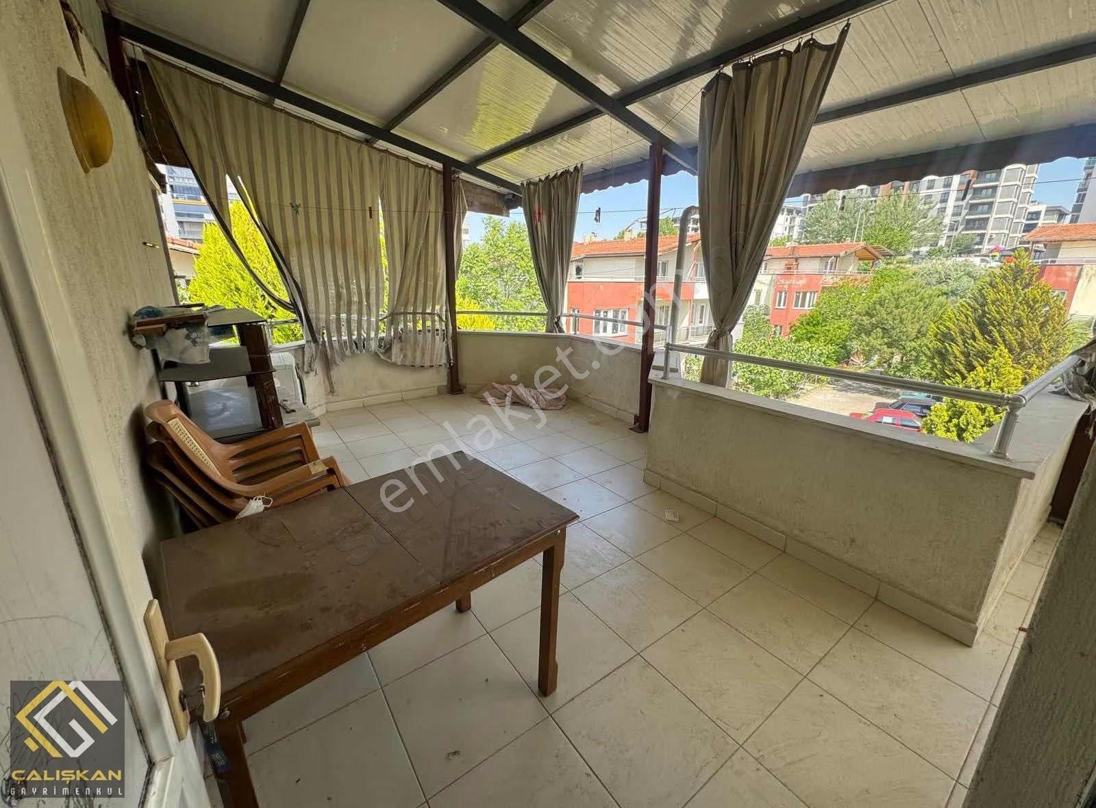 3 Aile Yaşamına Uygun | Bahçeli | Otoparklı Müstakil Villa - Görsel 24