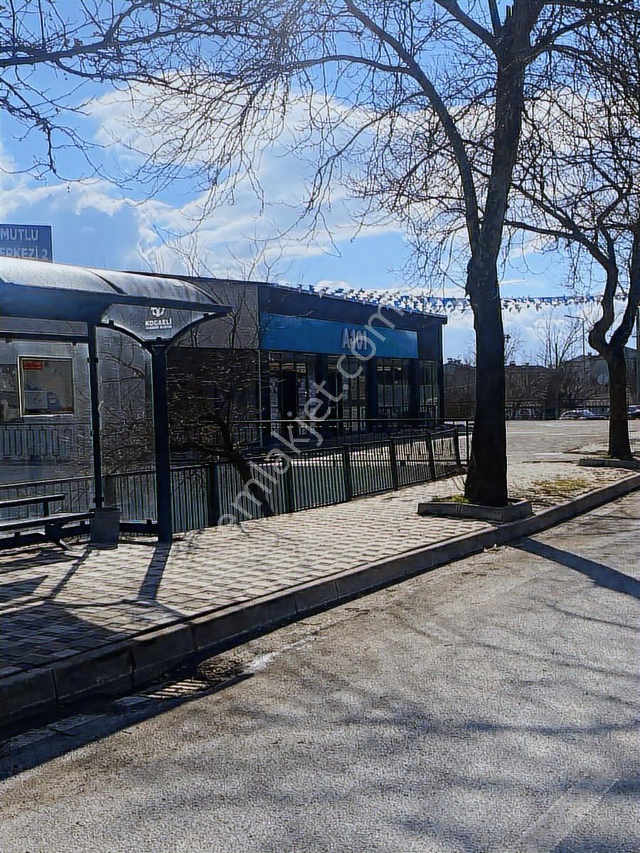 Kocaeli Körfez İlimtepede Merkezi Noktada Hemen İnşaata Hazır - Görsel 7