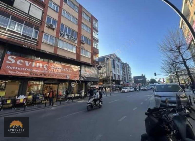Sefaköy Merkez'de Anadolu Pasajında Satılık Dükkan - Görsel 5