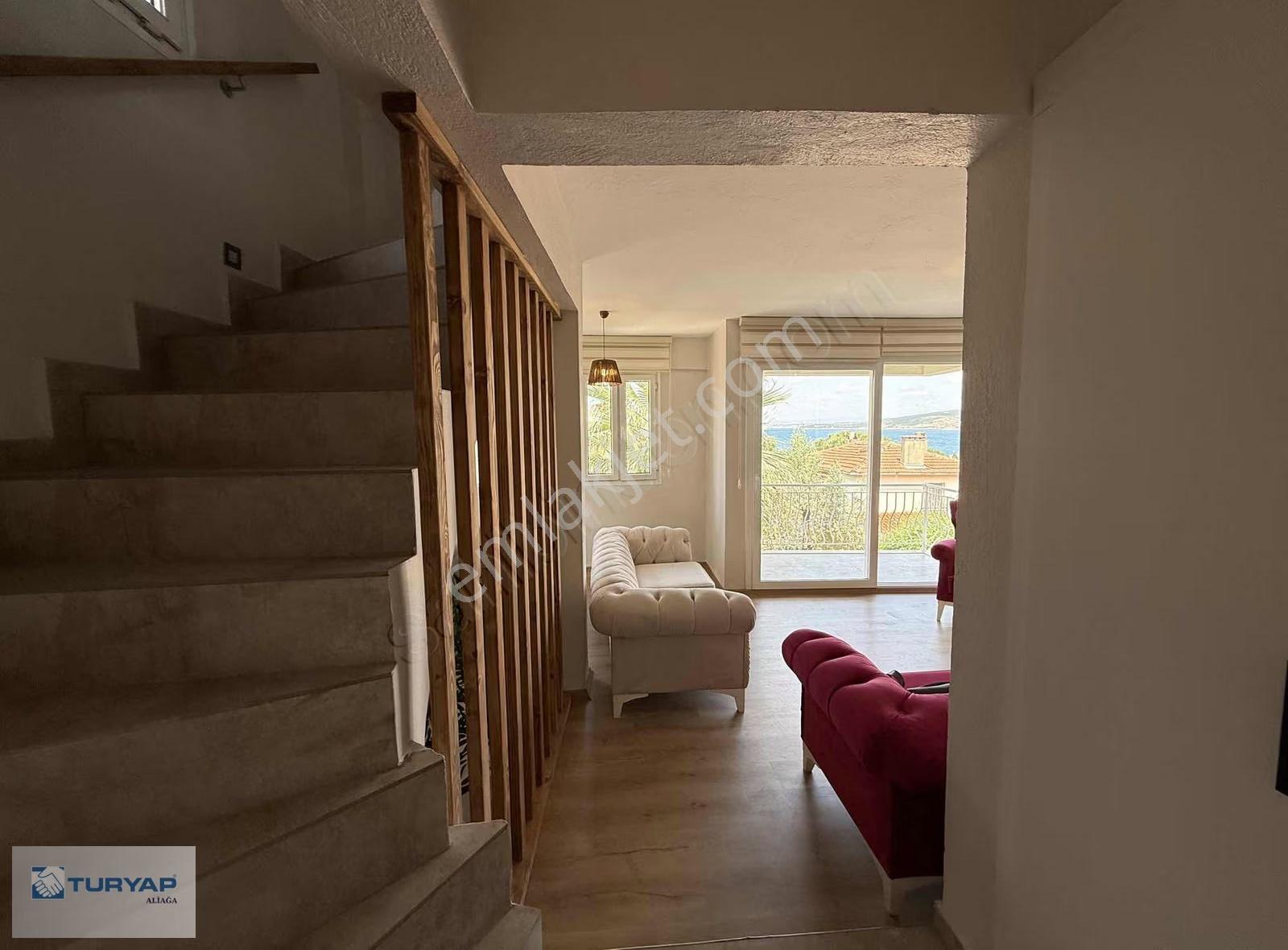 Yenifoça Da Deniz Manzaralı Satılık 3+1 Eşyalı Müstakil Villa - Görsel 7