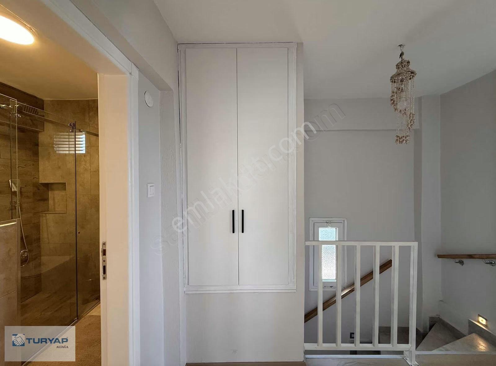 Yenifoça Da Deniz Manzaralı Satılık 3+1 Eşyalı Müstakil Villa - Görsel 8