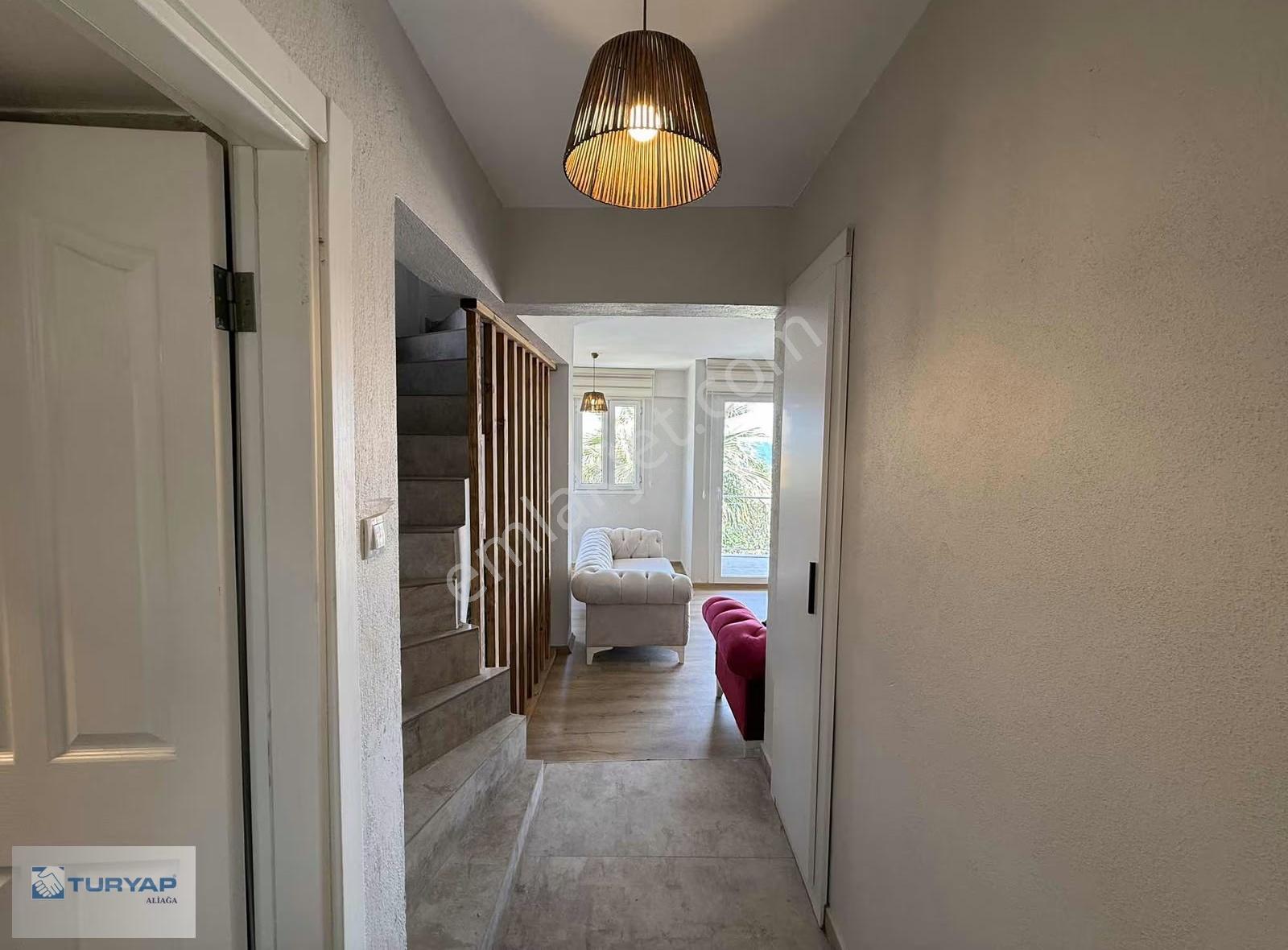 Yenifoça Da Deniz Manzaralı Satılık 3+1 Eşyalı Müstakil Villa - Görsel 5