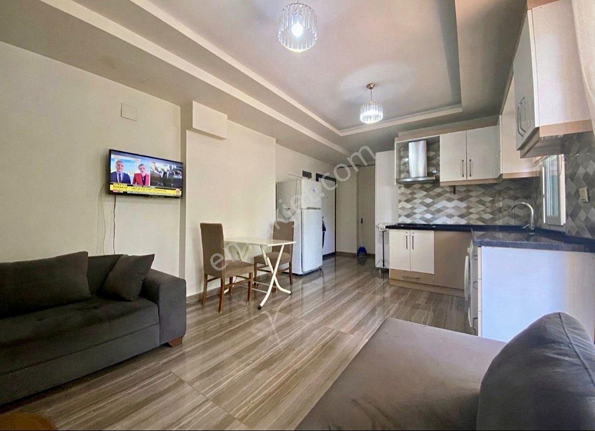 Toros Üniversitesi Karşısı 1+1 Eşyalı Daire