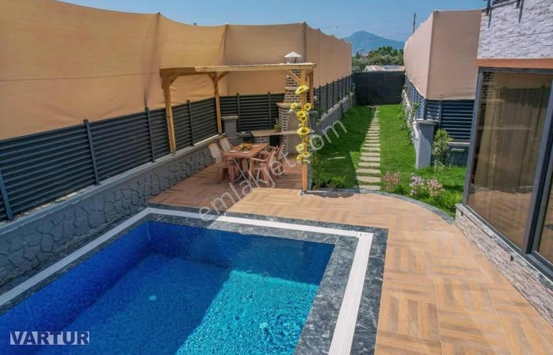 Fethiye'de Müstakil Havuzlu Ve Bahçeli 4+1 Villa - Görsel 2