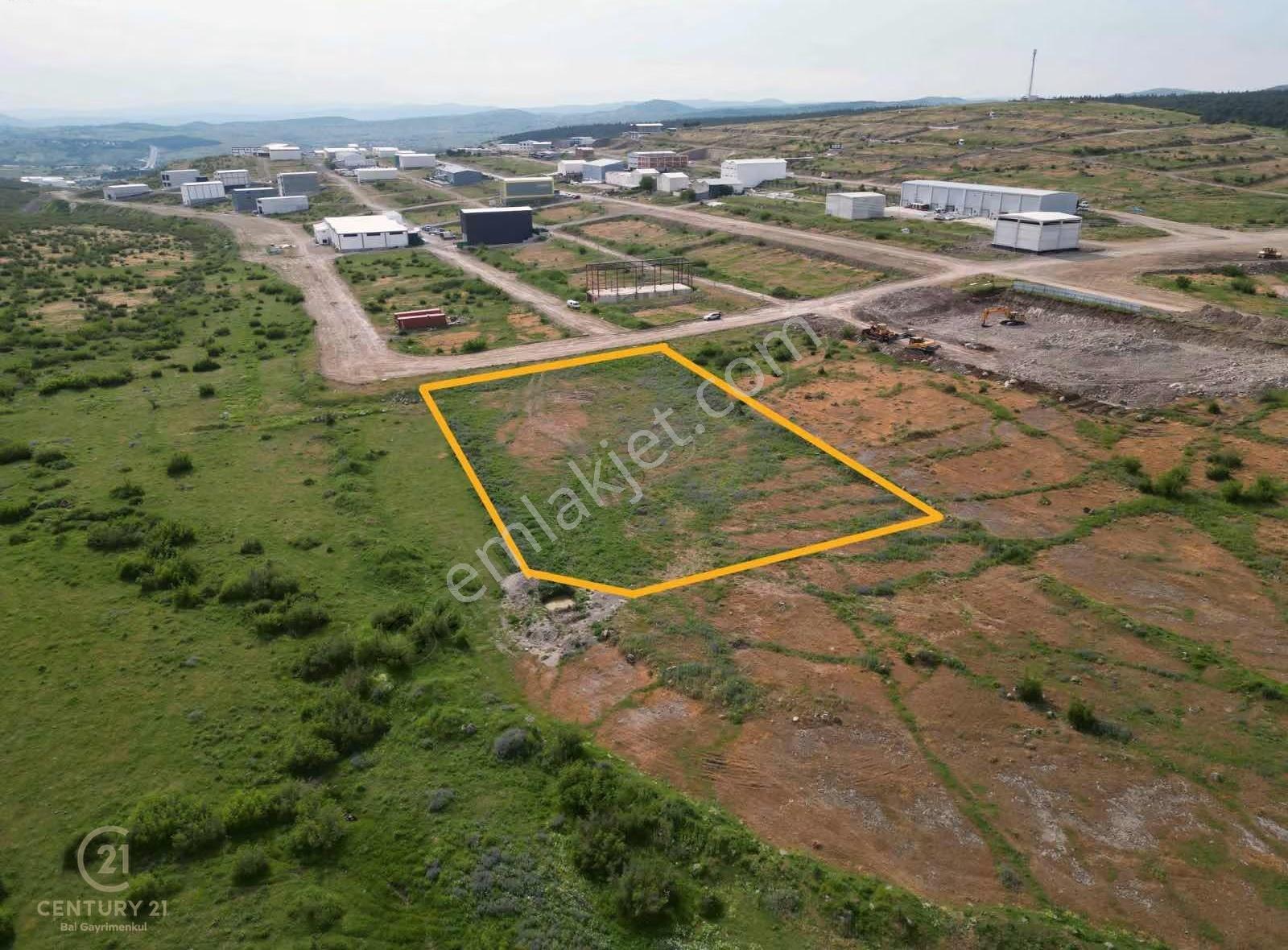 Atatepe Sanayi Sitesinde Ada Olarak 4550 M2 Satılık Arsa