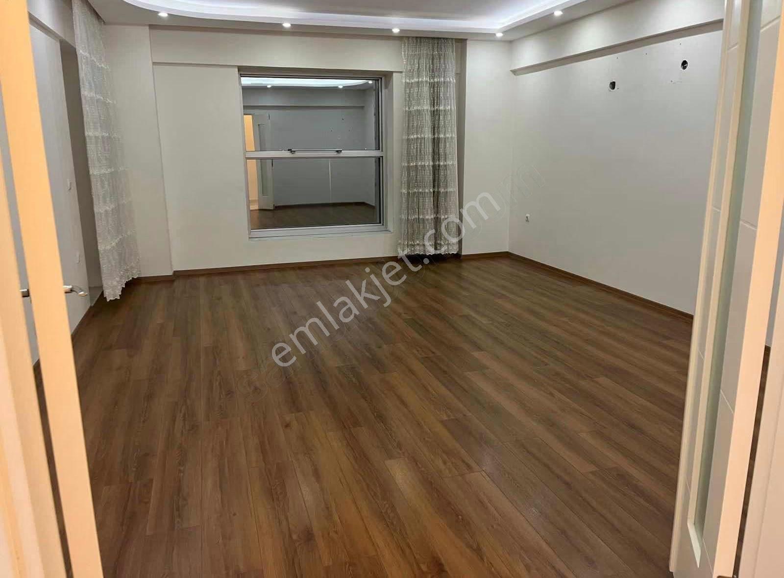 Zafer Mahallesi Rezidanslar Bölgesinde Kiralık 2+1 - Görsel 3