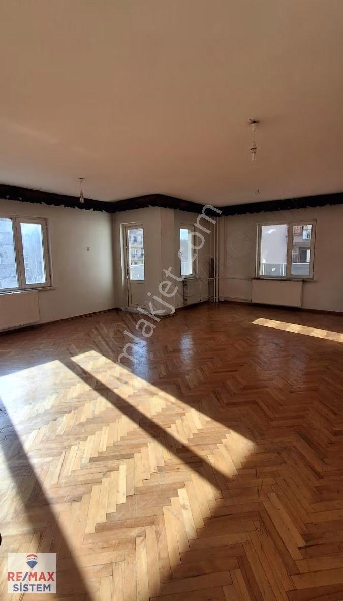 *dumlupınar Mah. 140 M2 Geniş Afjetli Satılık 3+1 Daire* - Görsel 6