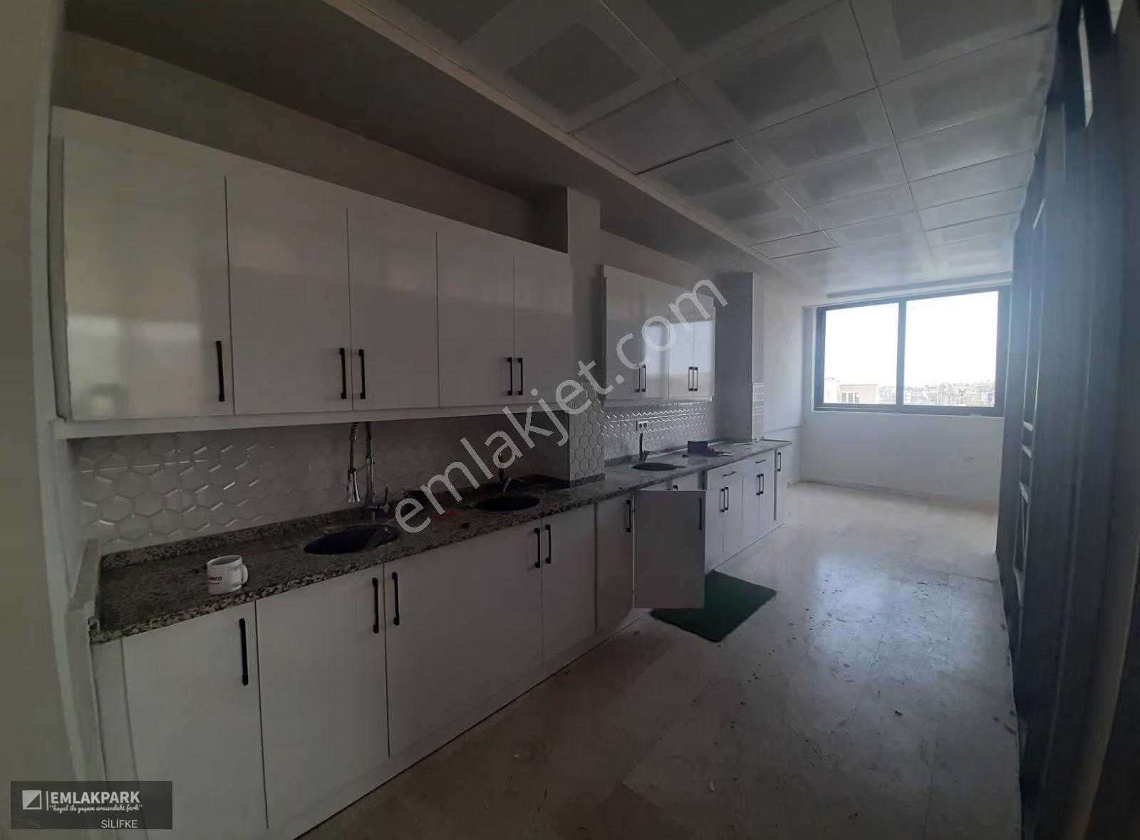 Emlakparkdan Saray Mah. De Kiralık Teras Kat 300 M2 İşyeri - Görsel 8