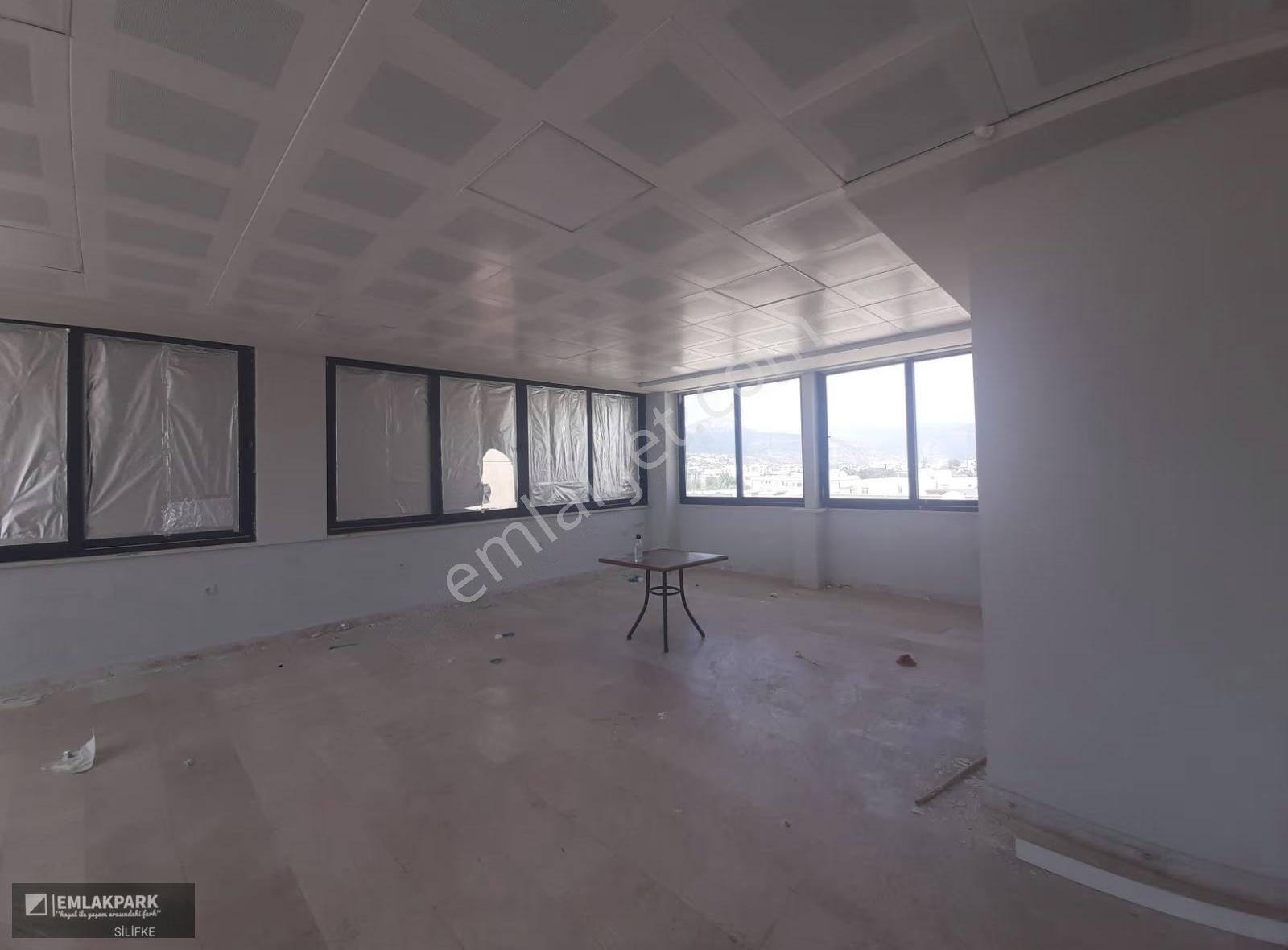 Emlakparkdan Saray Mah. De Kiralık Teras Kat 300 M2 İşyeri - Görsel 12
