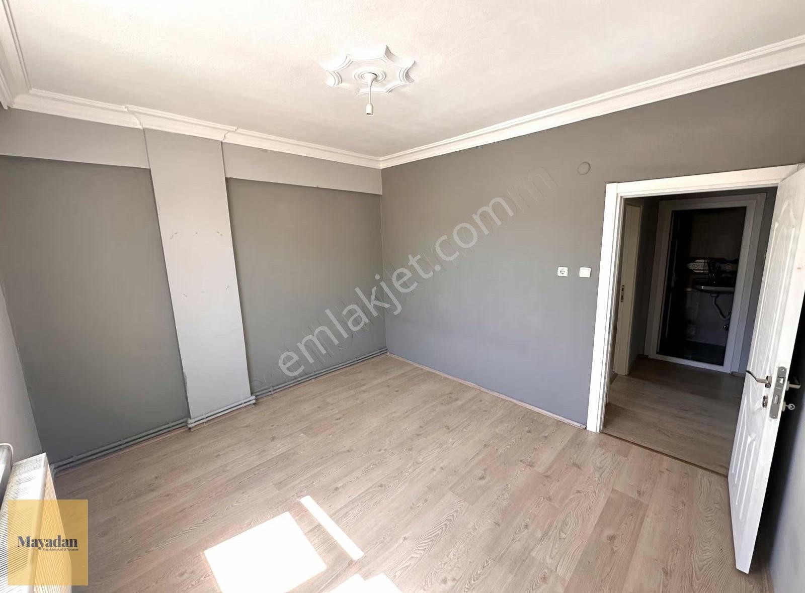 Kurtuluşta, Arakat 110 M2, İki Balkonlu, Kiralık 2+1 Daire - Görsel 16