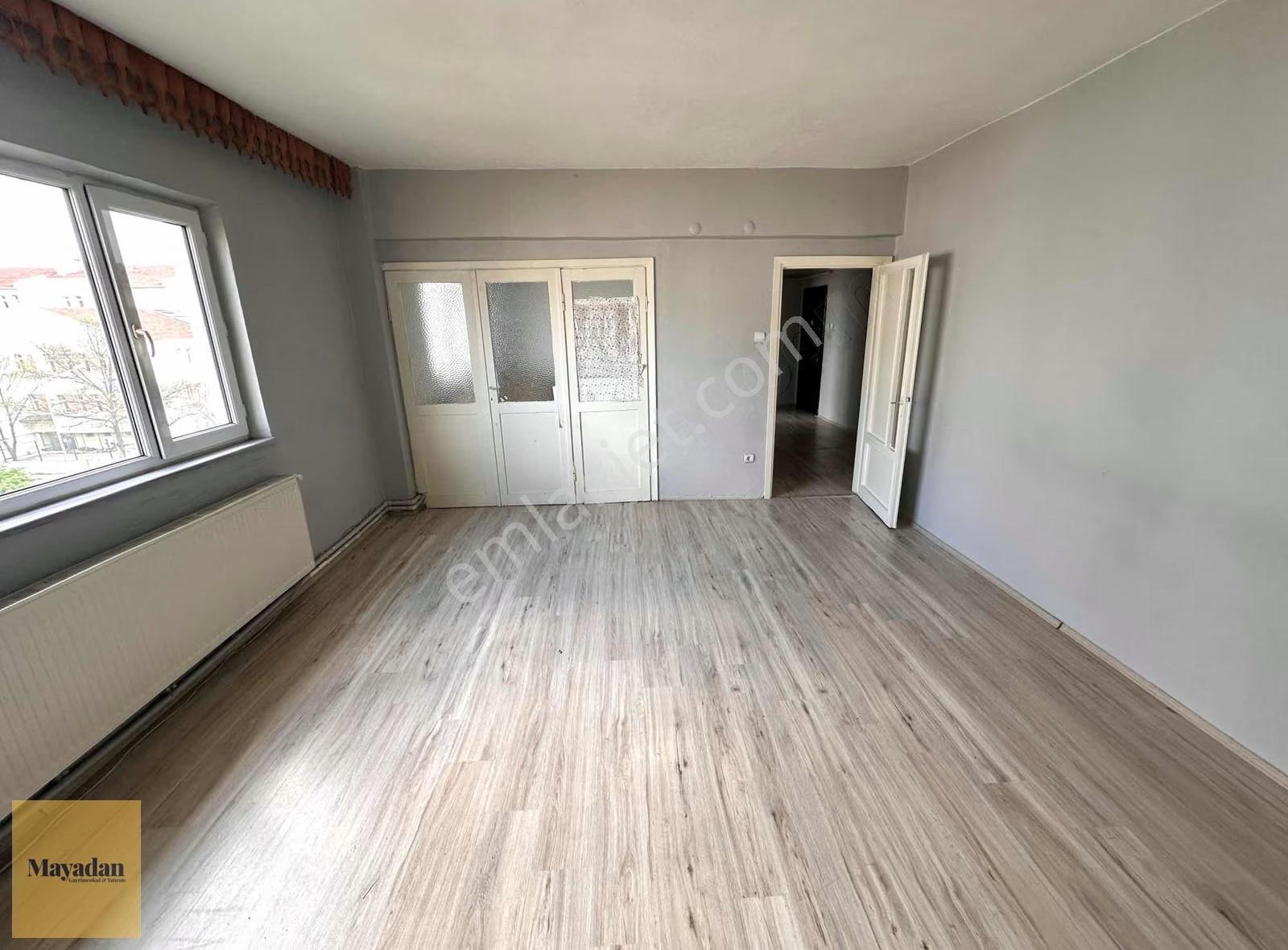 Maya'dan Lüleburgaz Genlik Mahallesinde Kiralık 3+1 Daire - Görsel 13