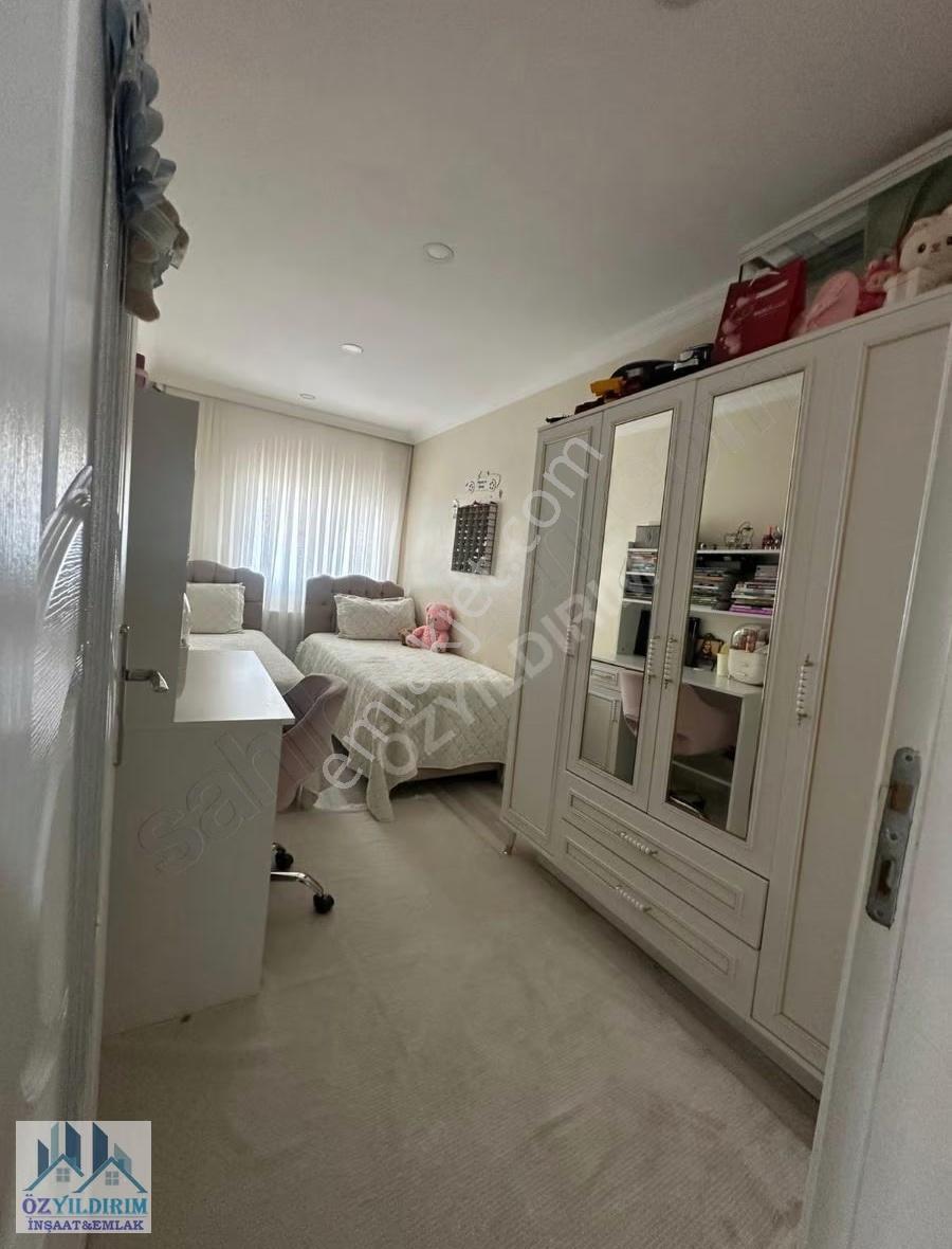 Sancaktepe Sarigazi 2+1 Merkezi Konum İskanlı Daire - Görsel 24