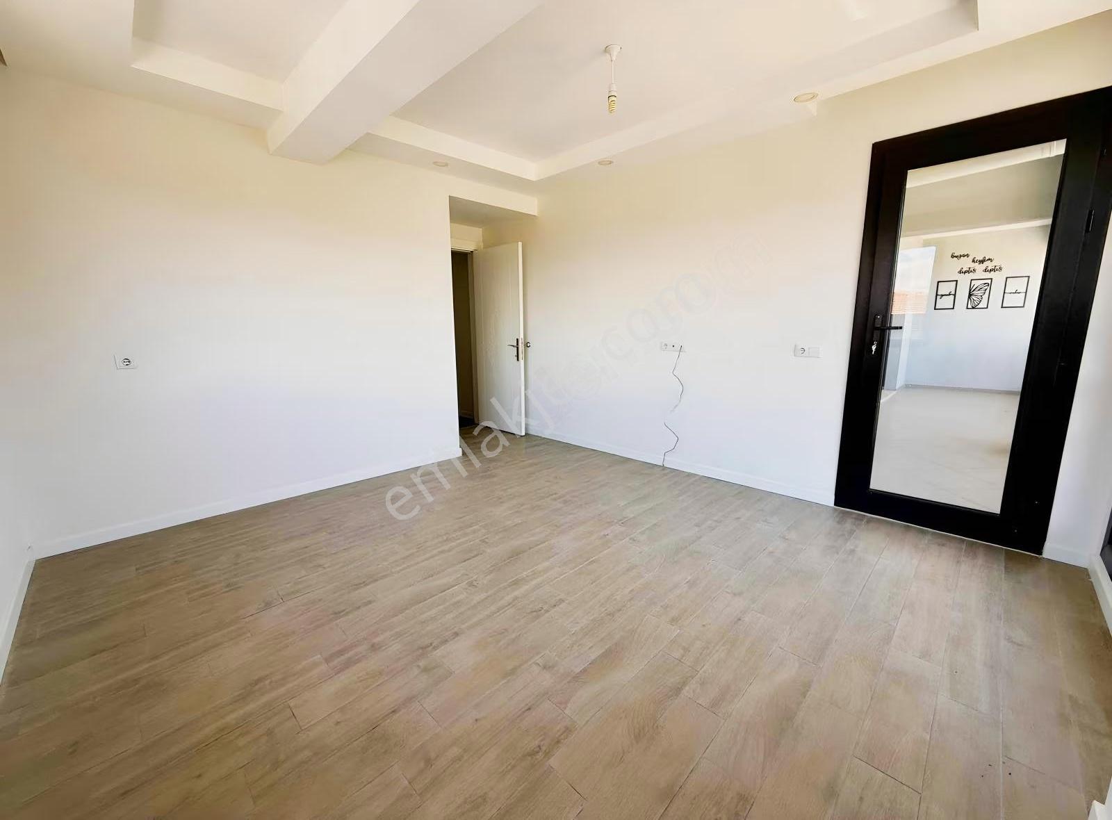 Denizli Şemikler Mahallesi'nde 3 + 1 150 Metre² Fırsat Daire - Görsel 6