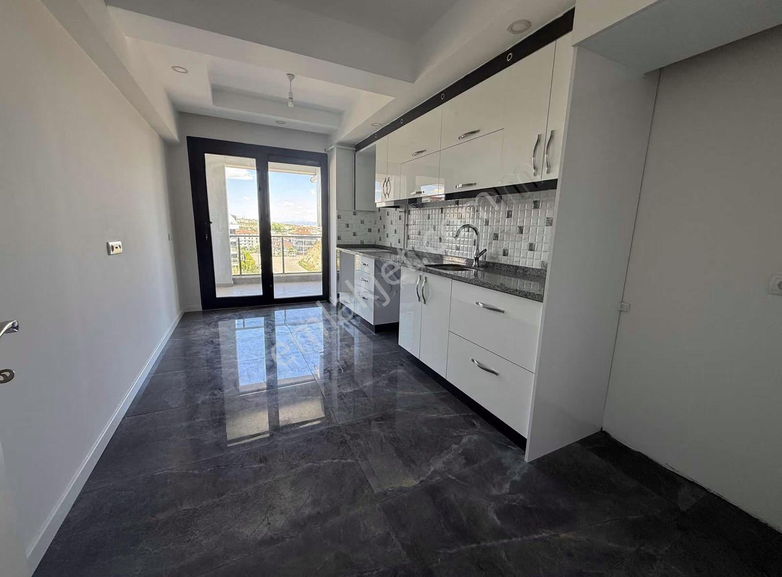 Denizli Şemikler Mahallesi'nde 3 + 1 150 Metre² Fırsat Daire - Görsel 25