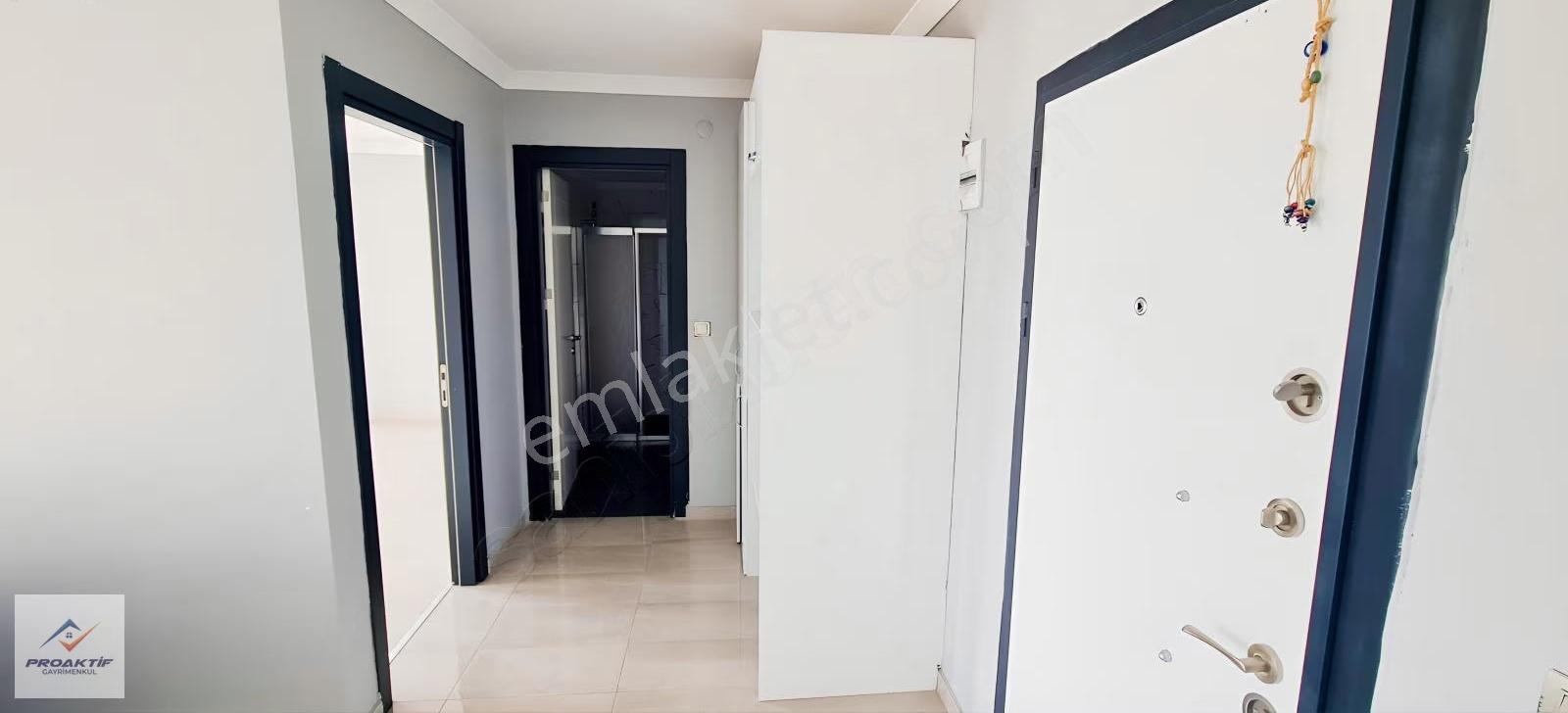 Öğretmenler Bulvarı Üzeri Merkezi Konumda Kiralık 1+1 Ofis - Görsel 8
