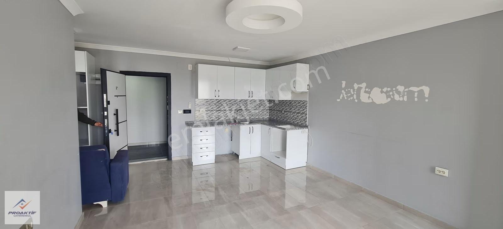 Öğretmenler Bulvarı Üzeri Merkezi Konumda Kiralık 1+1 Ofis - Görsel 14