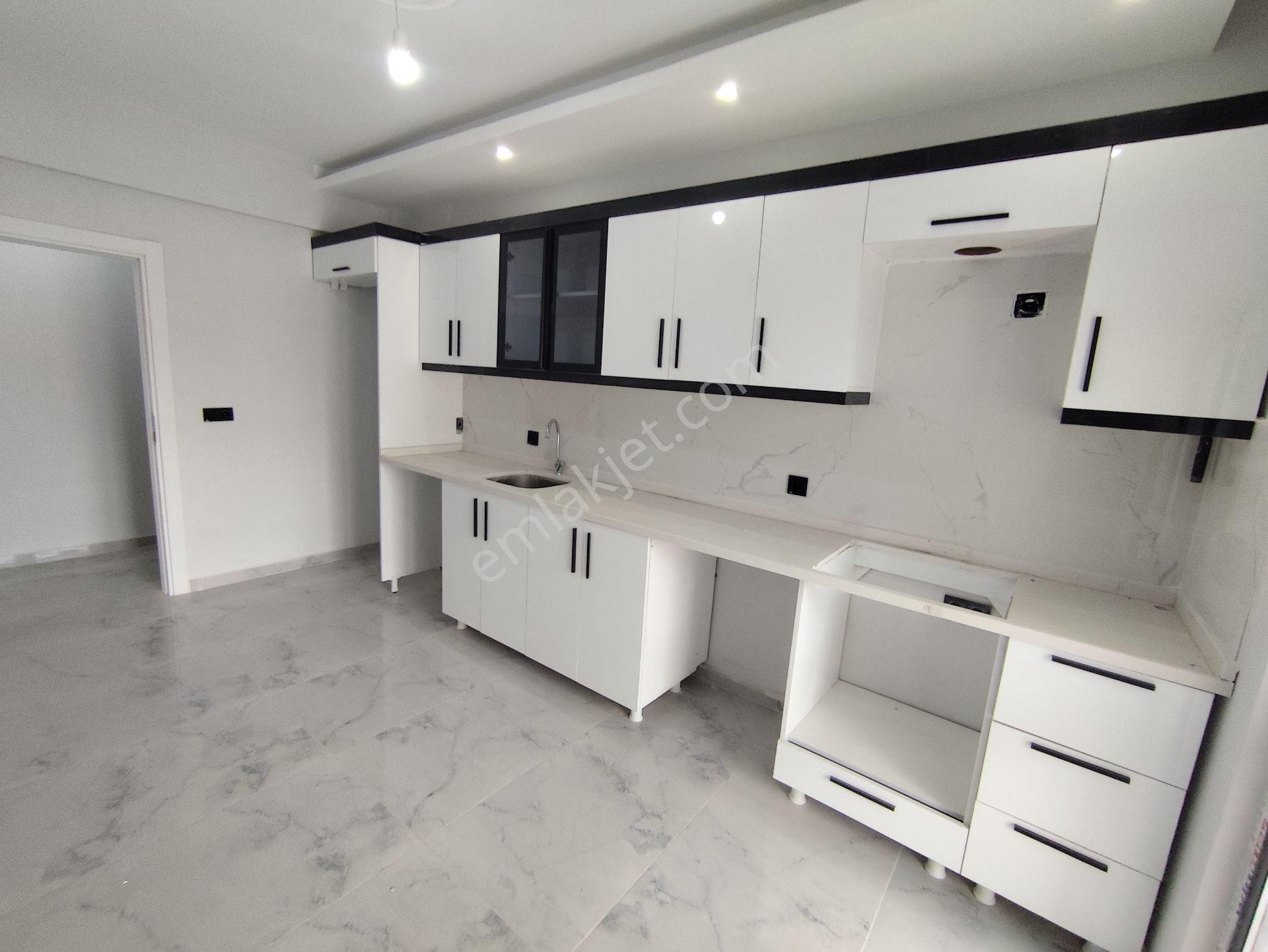 Remaxland'den İstasyon Mah. Havuzlu Site İçerisinde 3+1 Kiralık - Görsel 6
