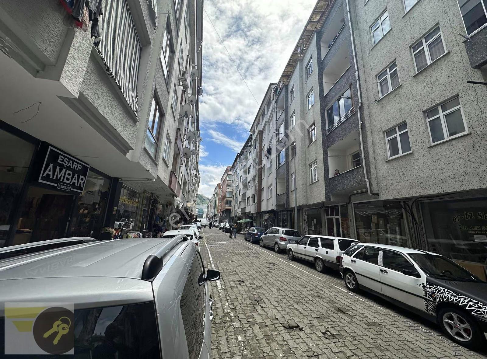 *of Gayrimenkul* İlçe Merkezi Konum 180m2 3+1 5.kat - Görsel 2