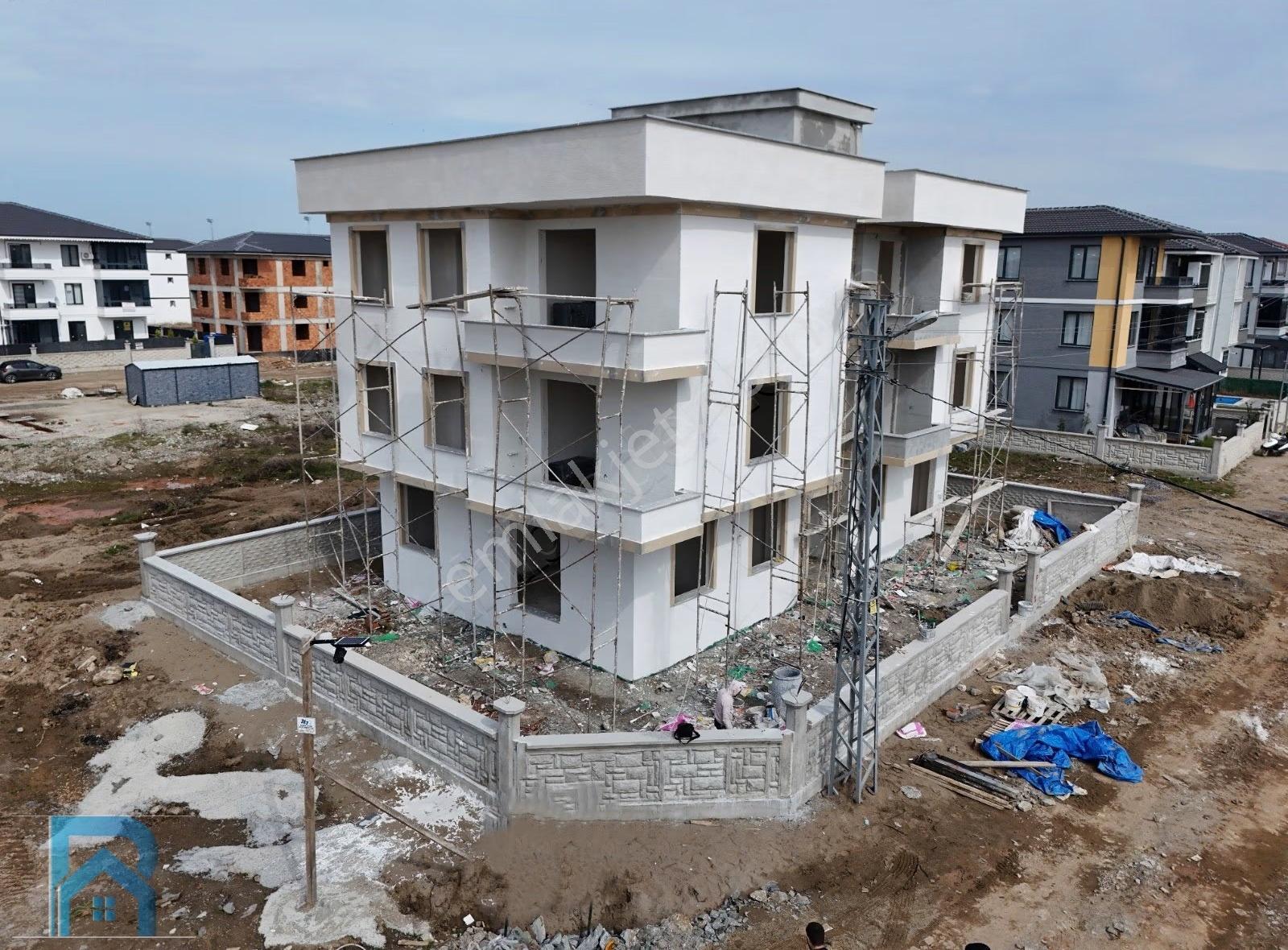 Müstakil Bahçe Ve Sundurma Denize Çok Yakın Faizsiz Elden Taksit - Görsel 9