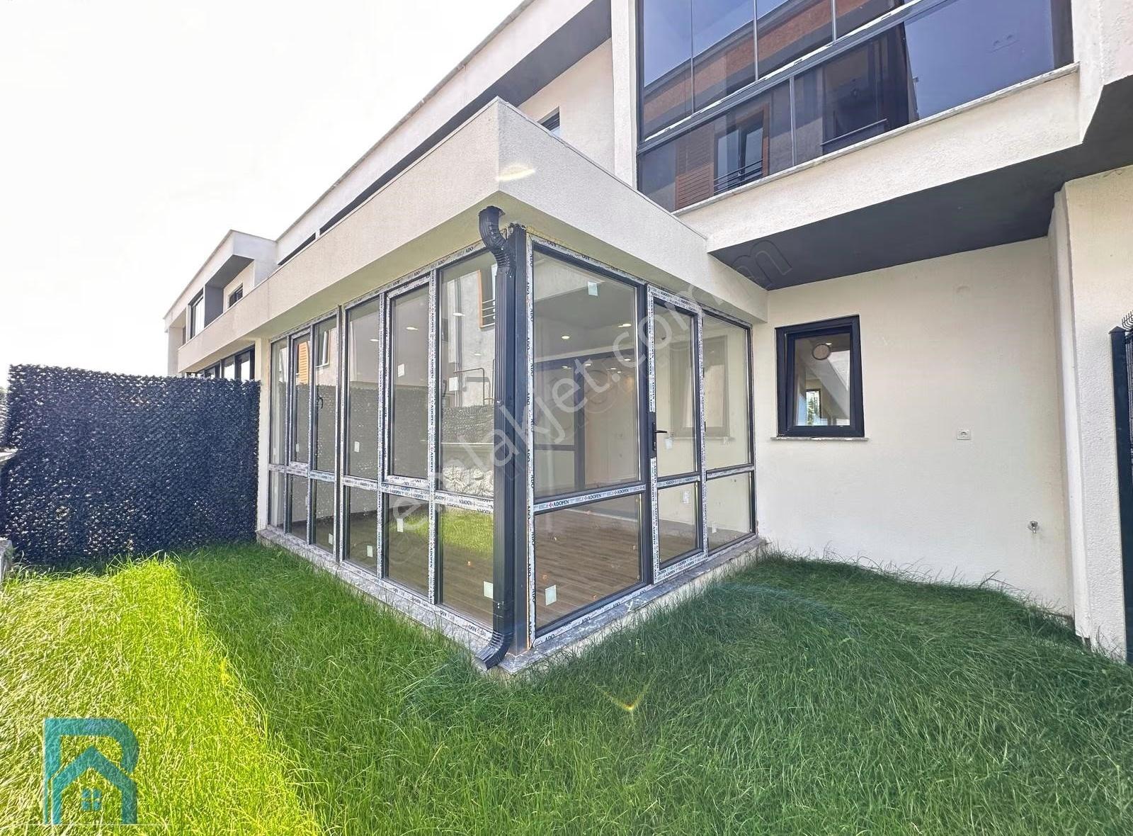 Müstakil Bahçeli Ve Birinci Sınıf İşçilik Ayrıcalıklı Villa - Görsel 15