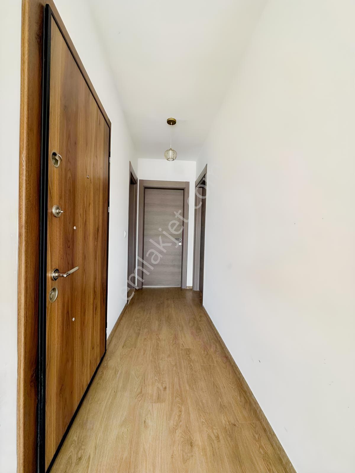 Milas Bodrum Yolu Meşelik Havuzlu Site 2+1 Eşyasız Kiralık Daire - Görsel 14