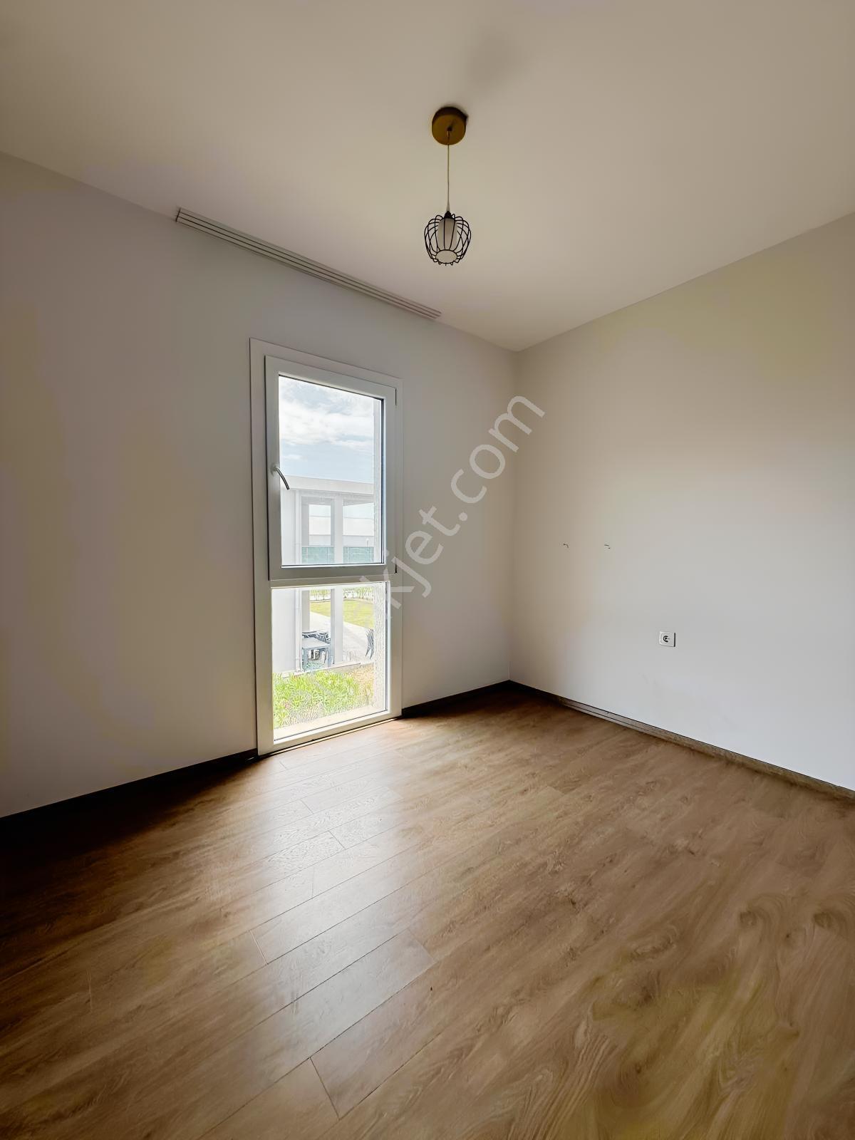 Milas Bodrum Yolu Meşelik Havuzlu Site 2+1 Eşyasız Kiralık Daire - Görsel 5