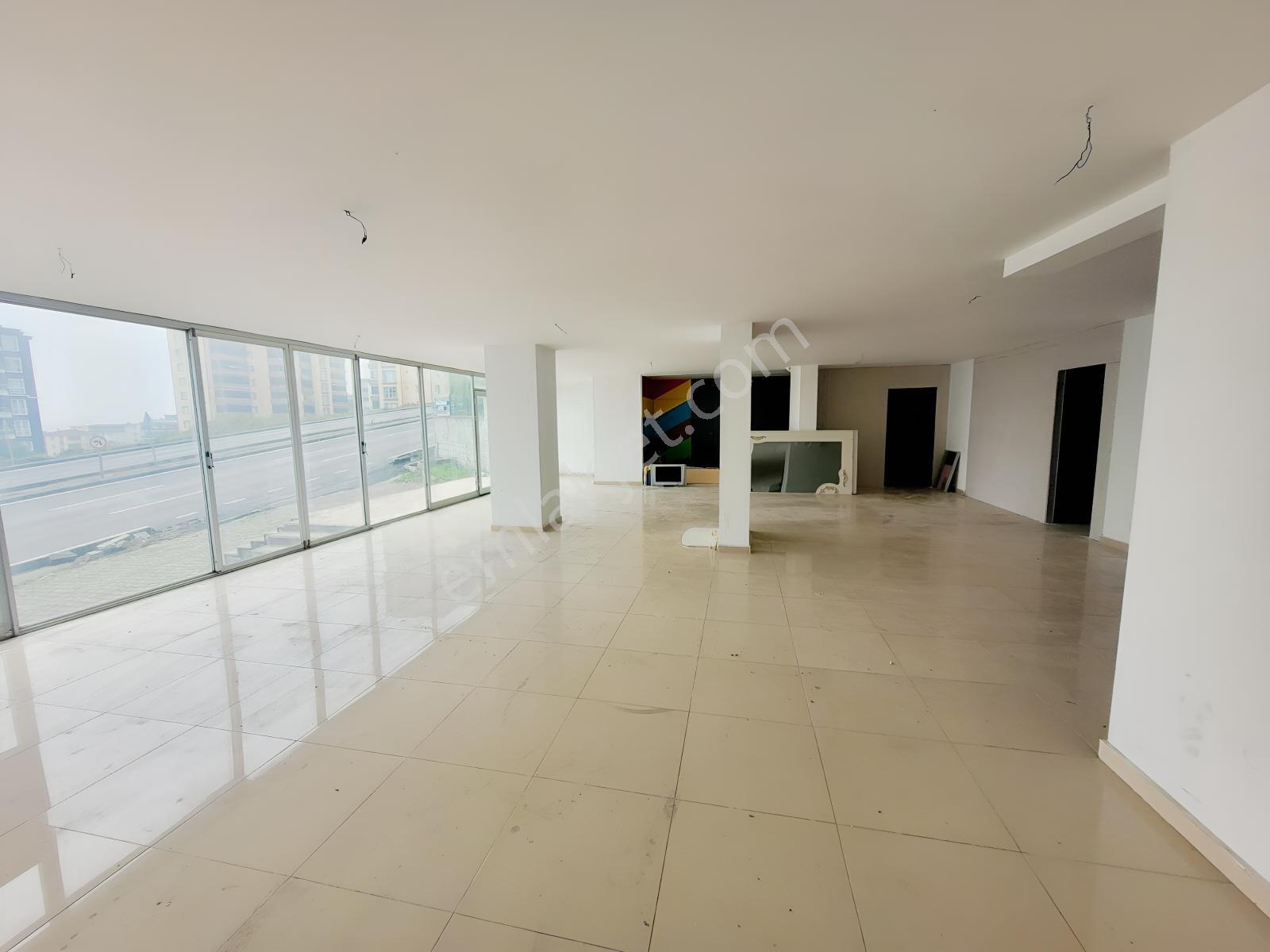 Samsun Recep Tayyip Erdoğan Bulvarına Cephe Kiralık Dükkan - Görsel 8