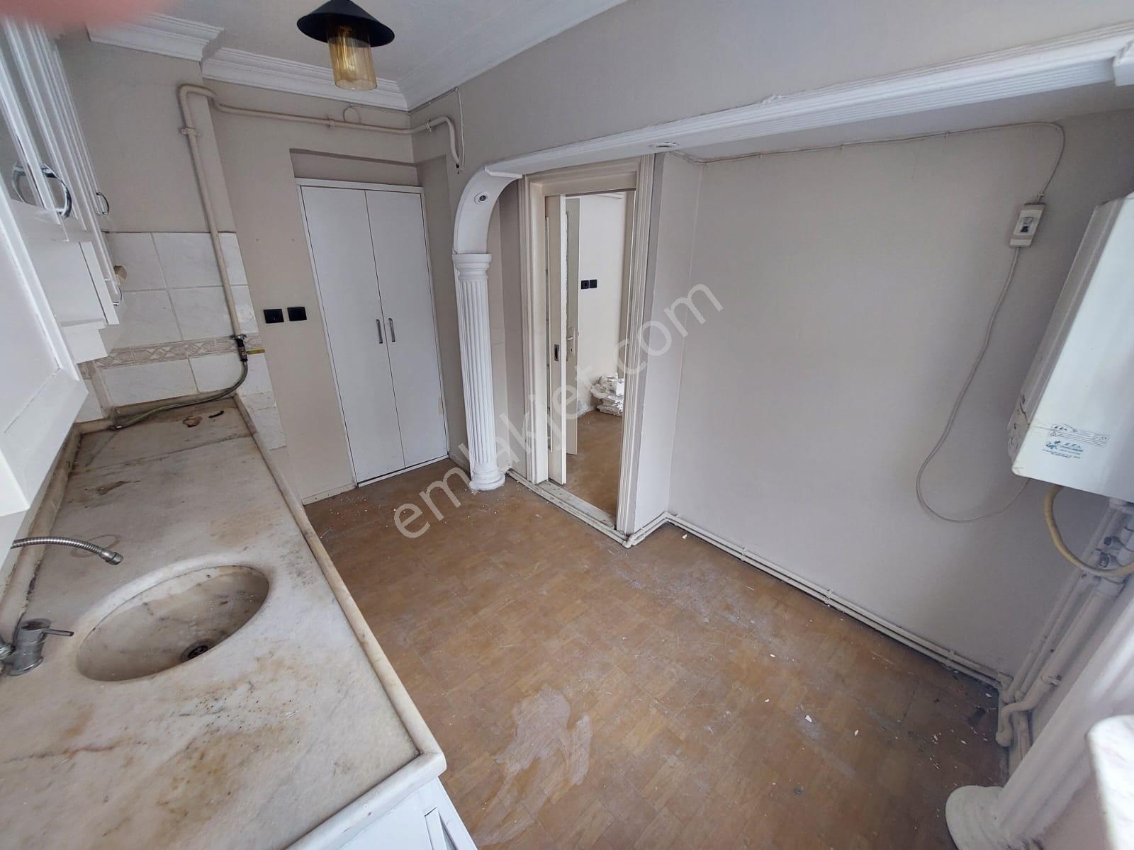 Gemlik Merkezde 2+1 80 M2 Arakat Kombili Daire - Görsel 9