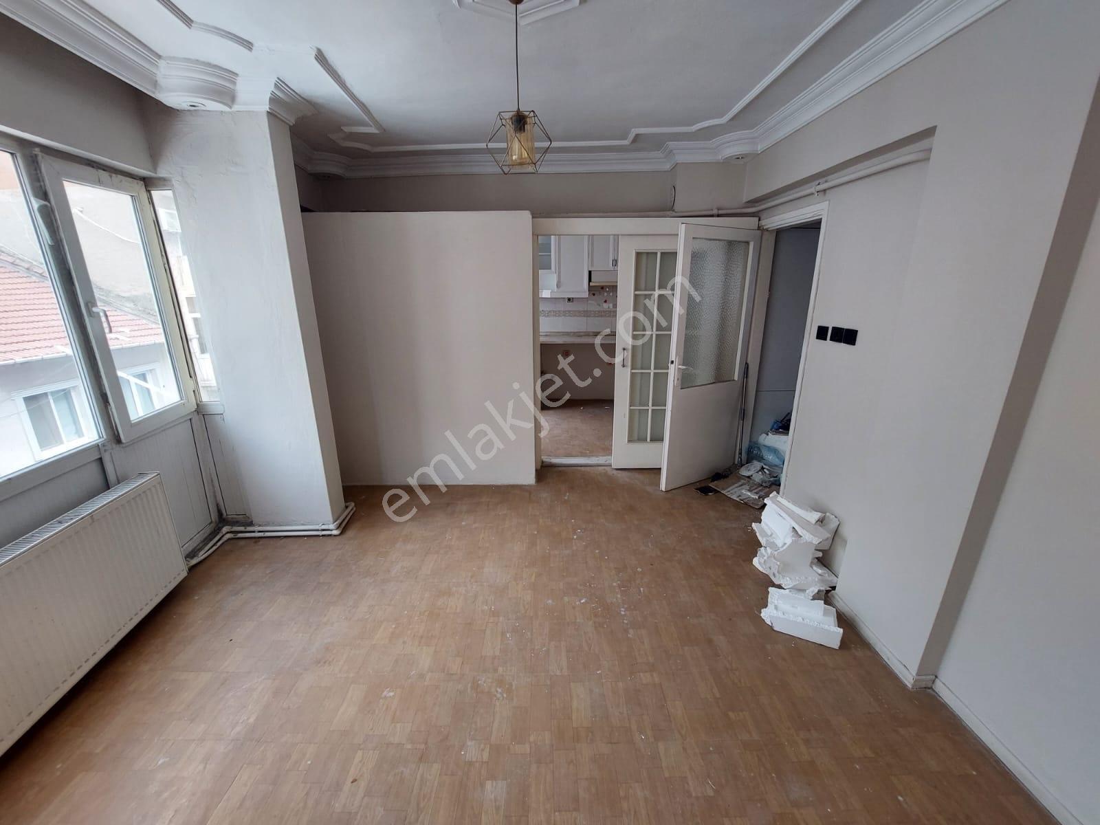 Gemlik Merkezde 2+1 80 M2 Arakat Kombili Daire - Görsel 6