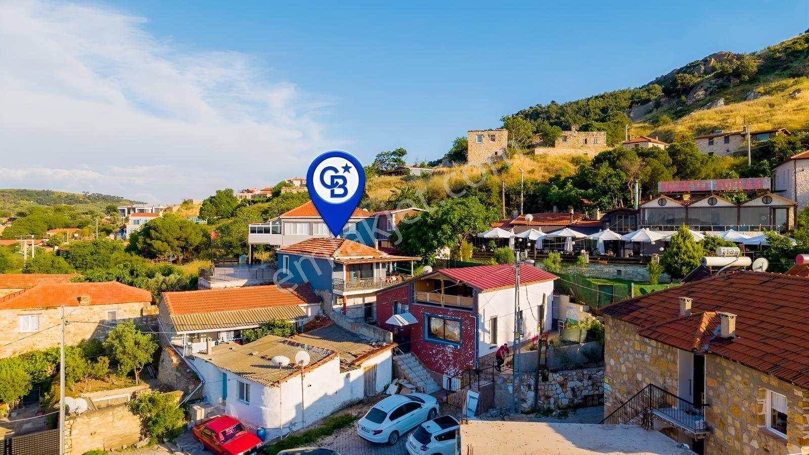 Foça Kozbeylide Satılık 3+1 Müstakil Taş Villa - Görsel 30