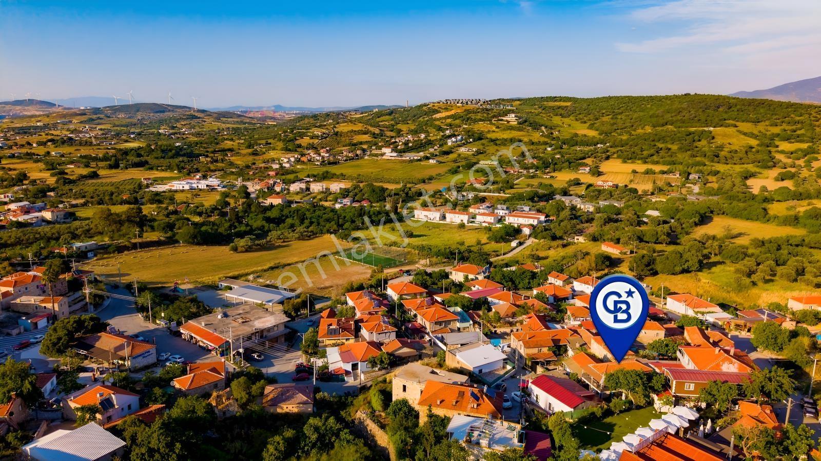 Foça Kozbeylide Satılık 3+1 Müstakil Taş Villa - Görsel 25