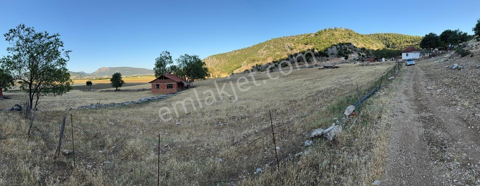 Doğanın Kalbinde Merkeze Yakın 4.603m² Arazi..ev İçinde.. - Görsel 8