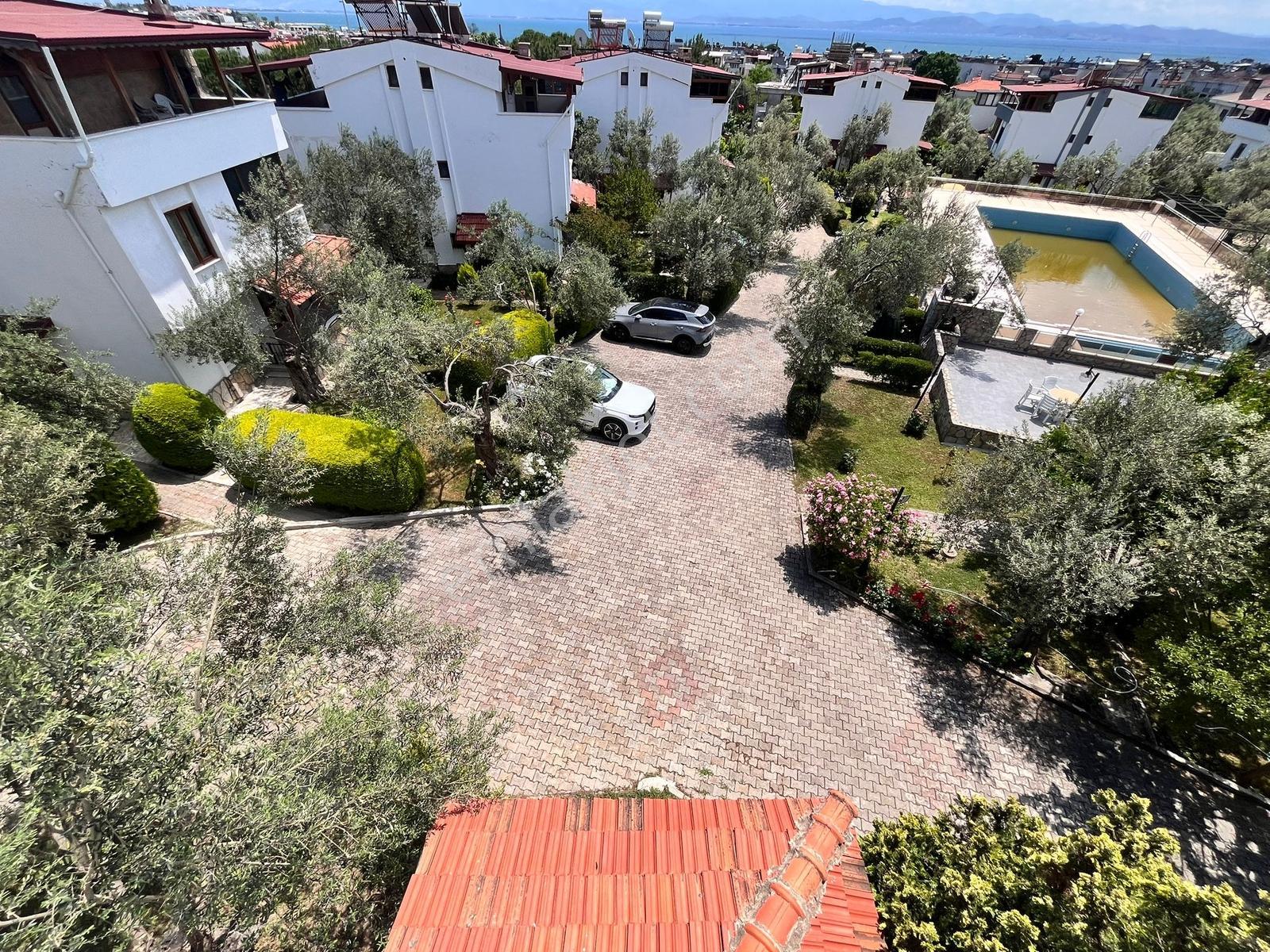 Tek Yetkili Kavuşturan'dan Güre'de Satılık Denize 500 Metre Vill - Görsel 29