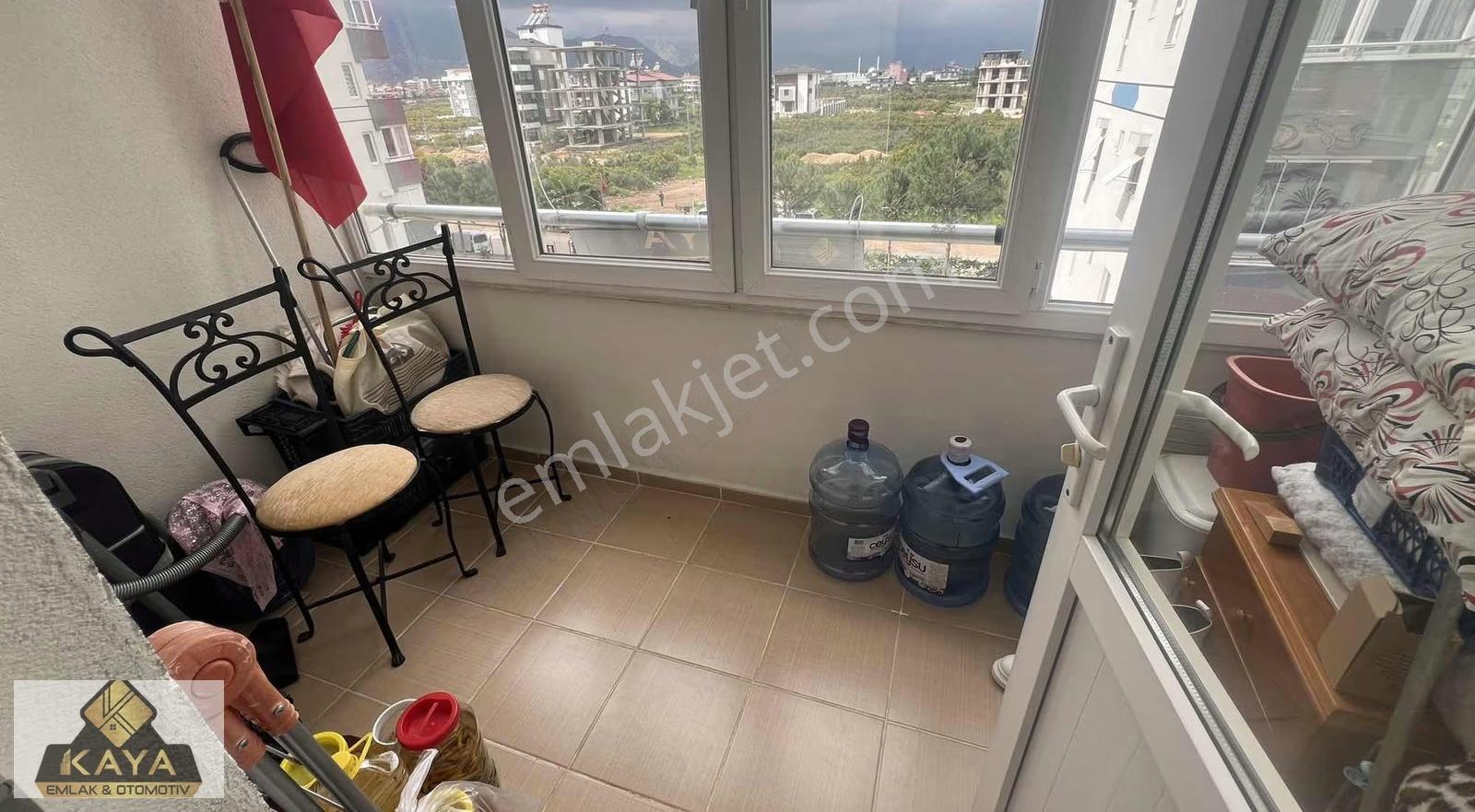 Köşe Daire Krediye Uygun Havuzlu Site İçi Katta 2+1 - Görsel 29