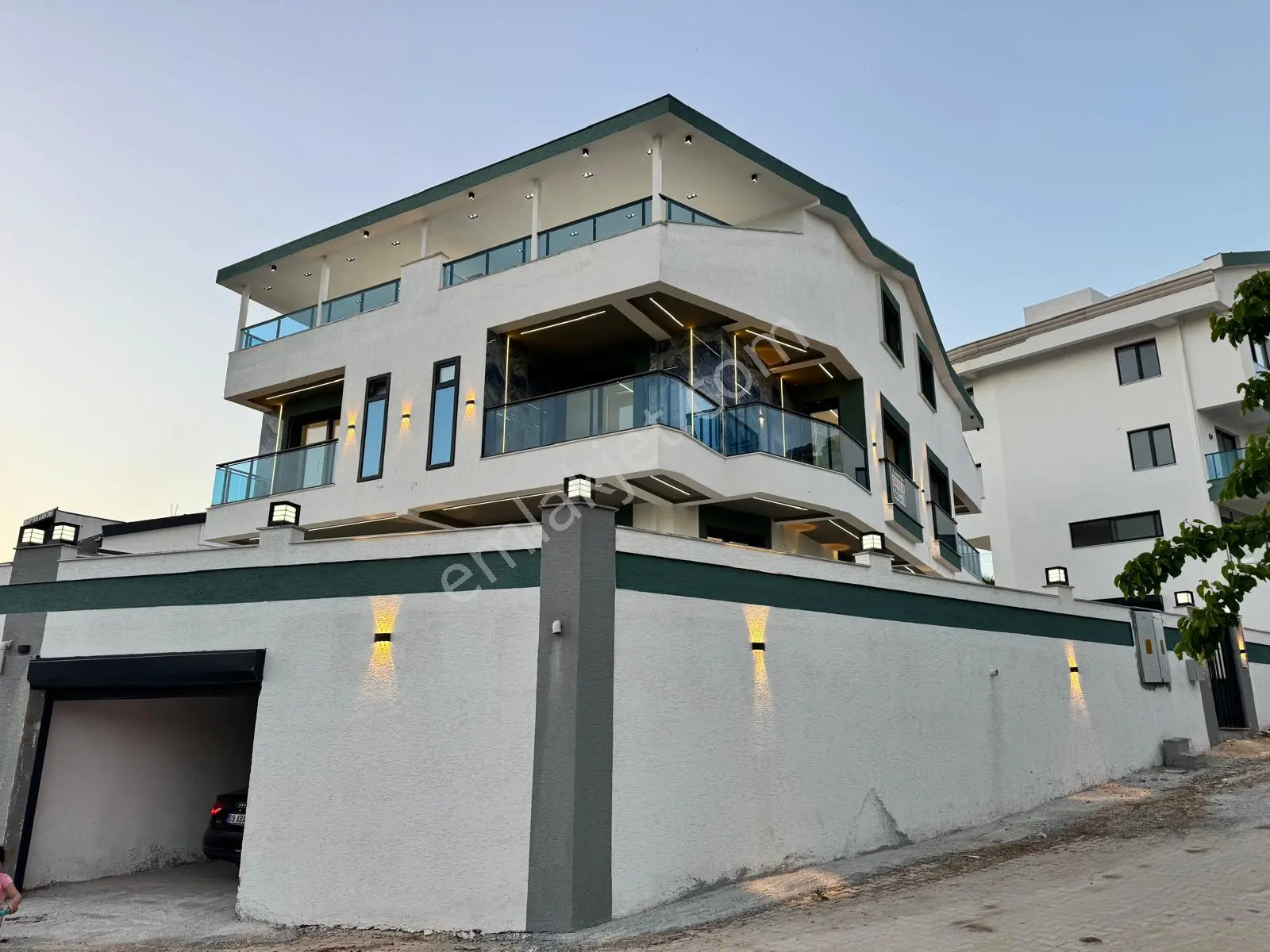 Didim Hisar'da Satılık Ultra Lüx 4+1 Fırsat Villa - Görsel 2