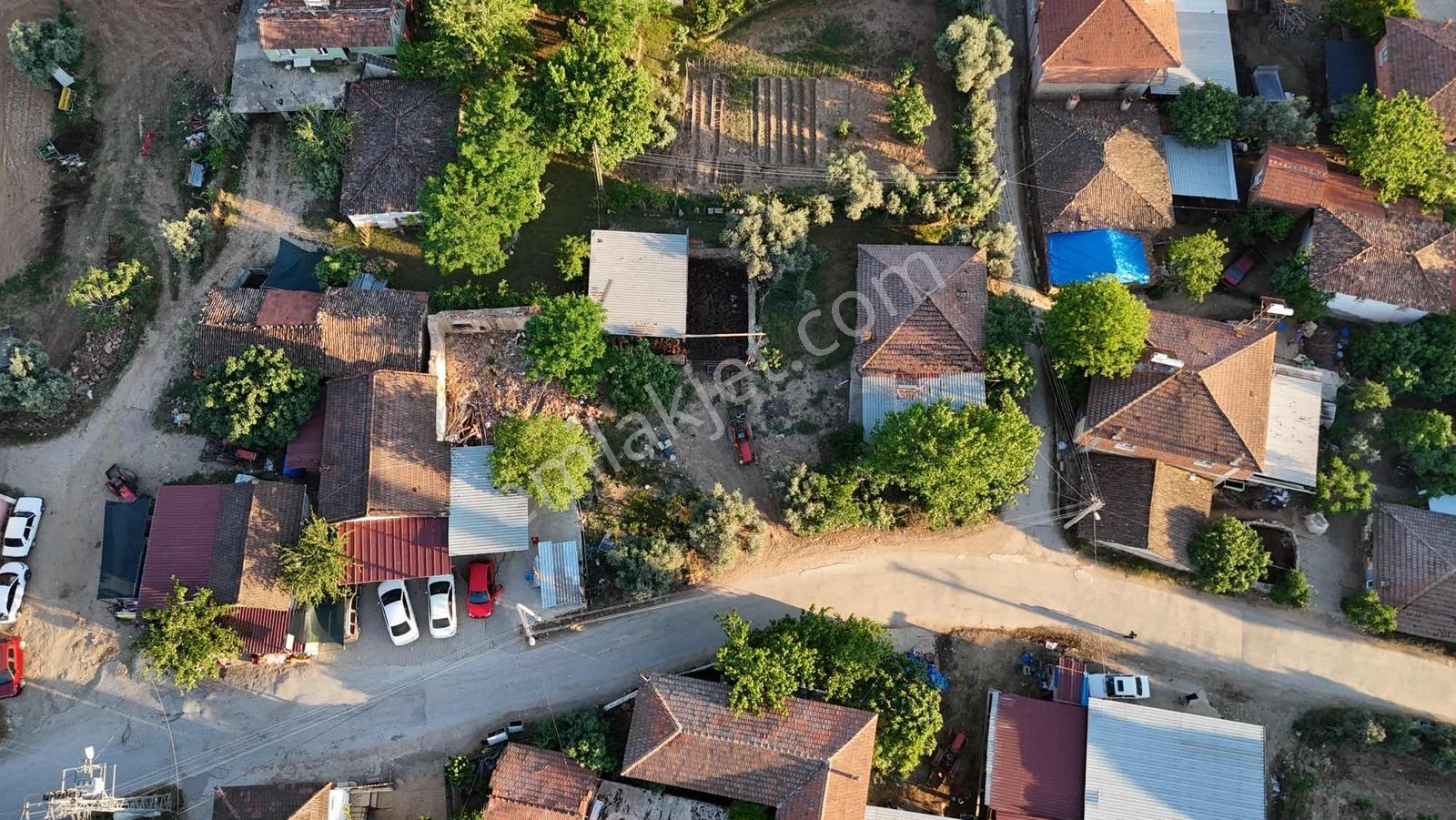 Avunduruk Mahhalesinde Ana Yol Cepheli Müstakil Ev Ve Dam - Görsel 14