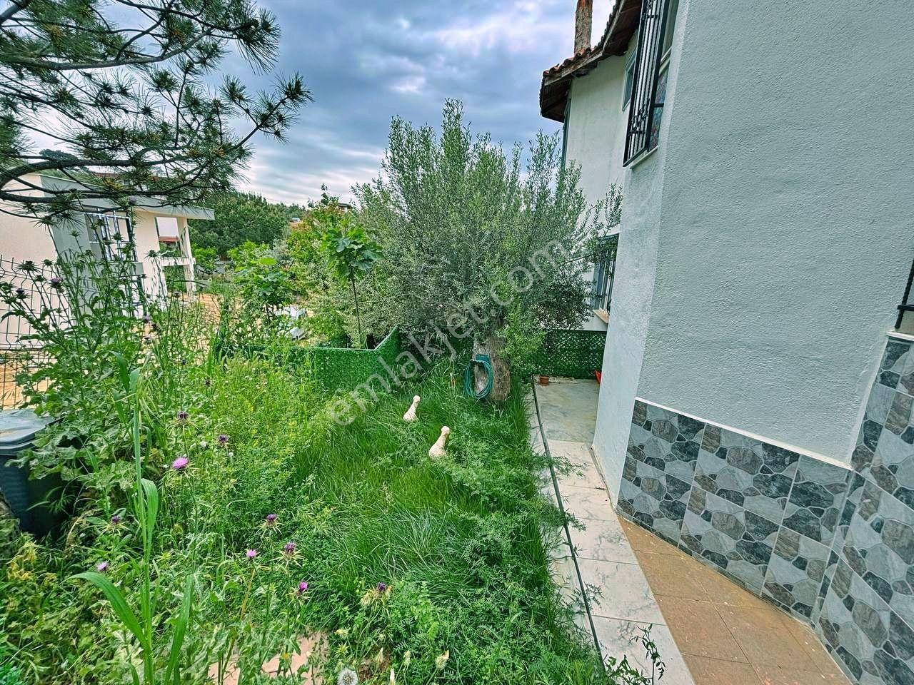 Uytundan Pelitköyde Denize 300 Metre Bahçe Kullanımlı 2+1 Villa - Görsel 14
