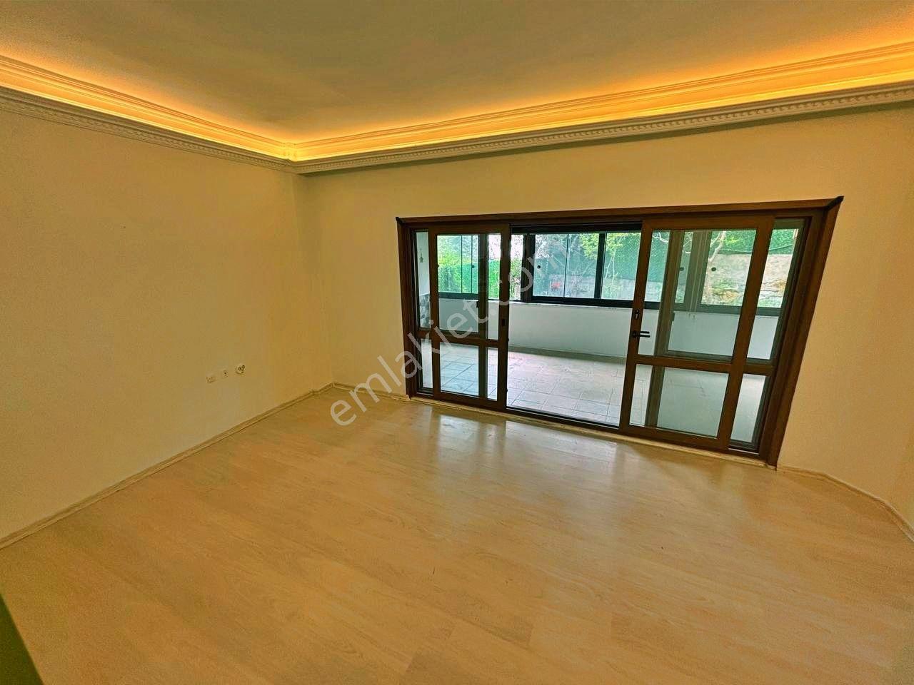Uytundan Pelitköyde Denize 300 Metre Bahçe Kullanımlı 2+1 Villa - Görsel 3