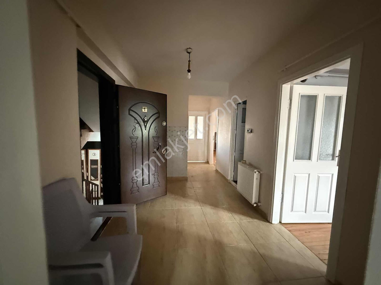 Yağmur Emlak'tan Tekkeköyde Çok Merkezi Konum 2+1 Kiralık Daire - Görsel 13