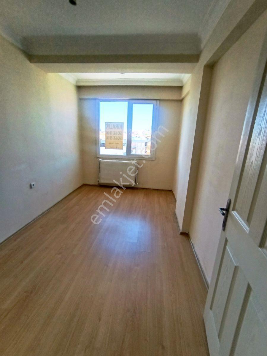 Ayrancılar Mah Barış Manço Cad 2+1 Doğal Gazlı Asansörlü - Görsel 33