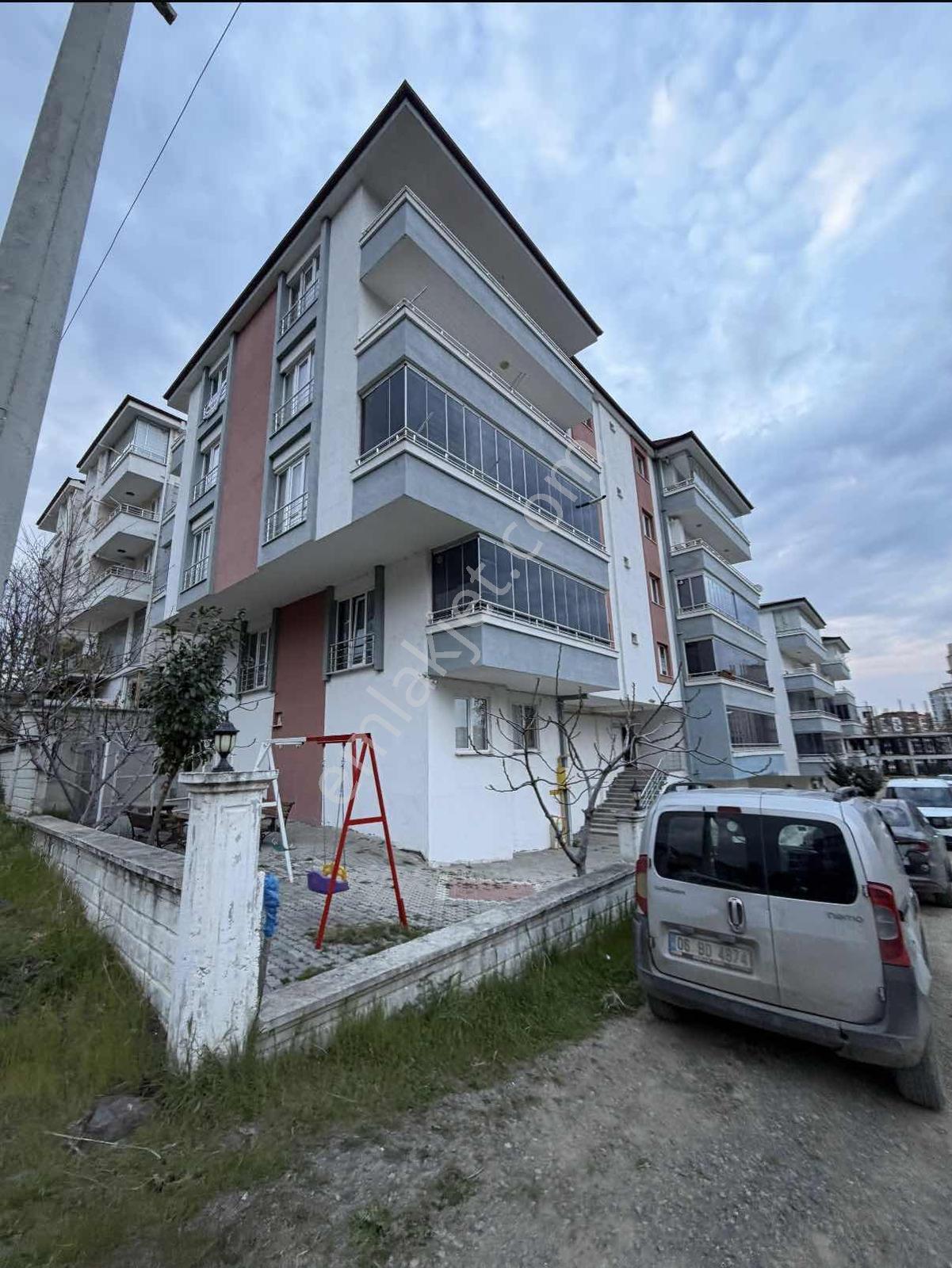 Kiralık Daire 2+1 Salon Mutfak Ayrı Mevlana Mahallesi - Görsel 12