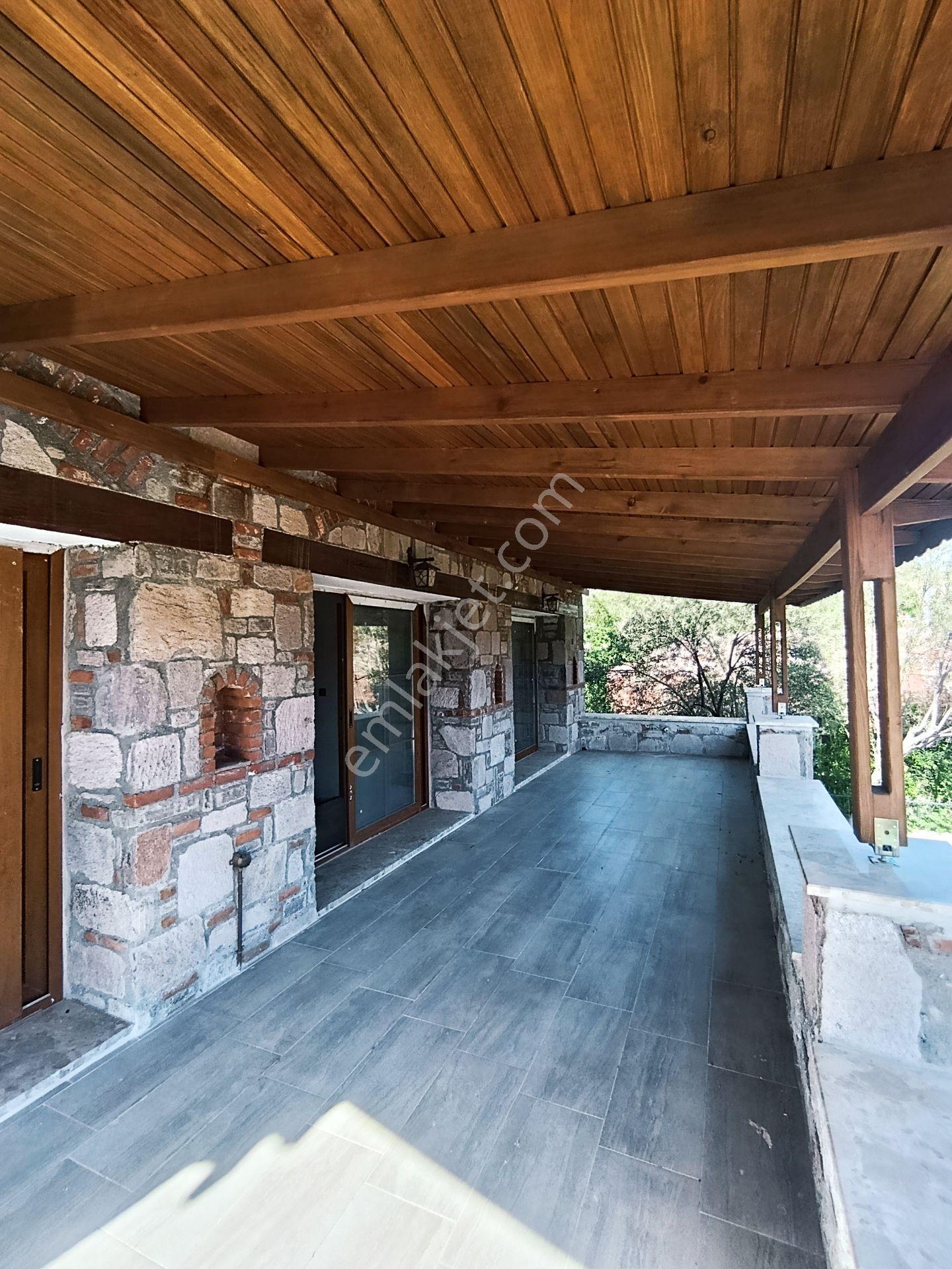 Tamamı Doğal Taş İşçiliği İle Yapılmış Müstakil 3+1 Sıfır Villa - Görsel 19