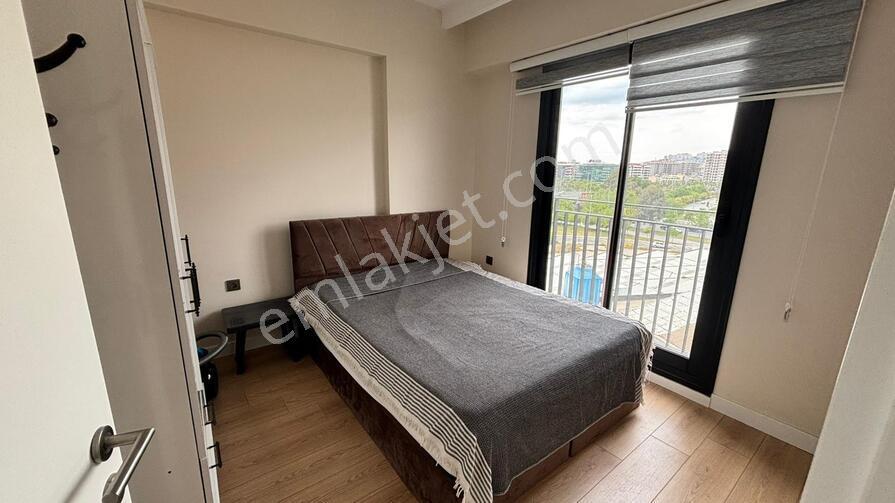 Bornova Kılıçoğlı Koşay Rezidansta-eşyalı-manzaralı-kiralık 1+1 - Görsel 27
