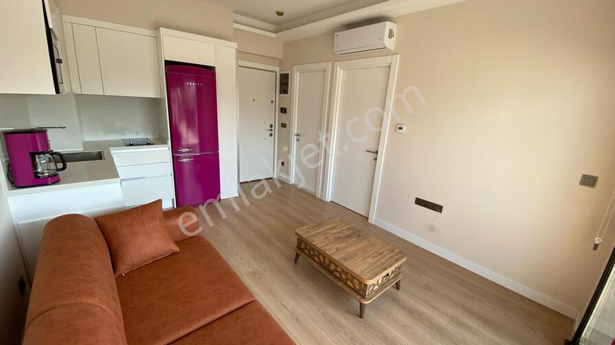 Bornova Kılıçoğlı Koşay Rezidansta-eşyalı-manzaralı-kiralık 1+1 - Görsel 8