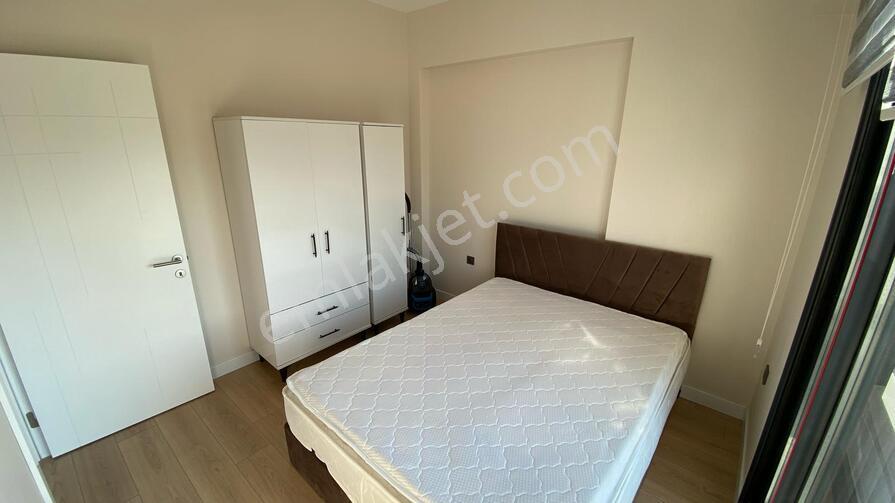 Bornova Kılıçoğlı Koşay Rezidansta-eşyalı-manzaralı-kiralık 1+1 - Görsel 18