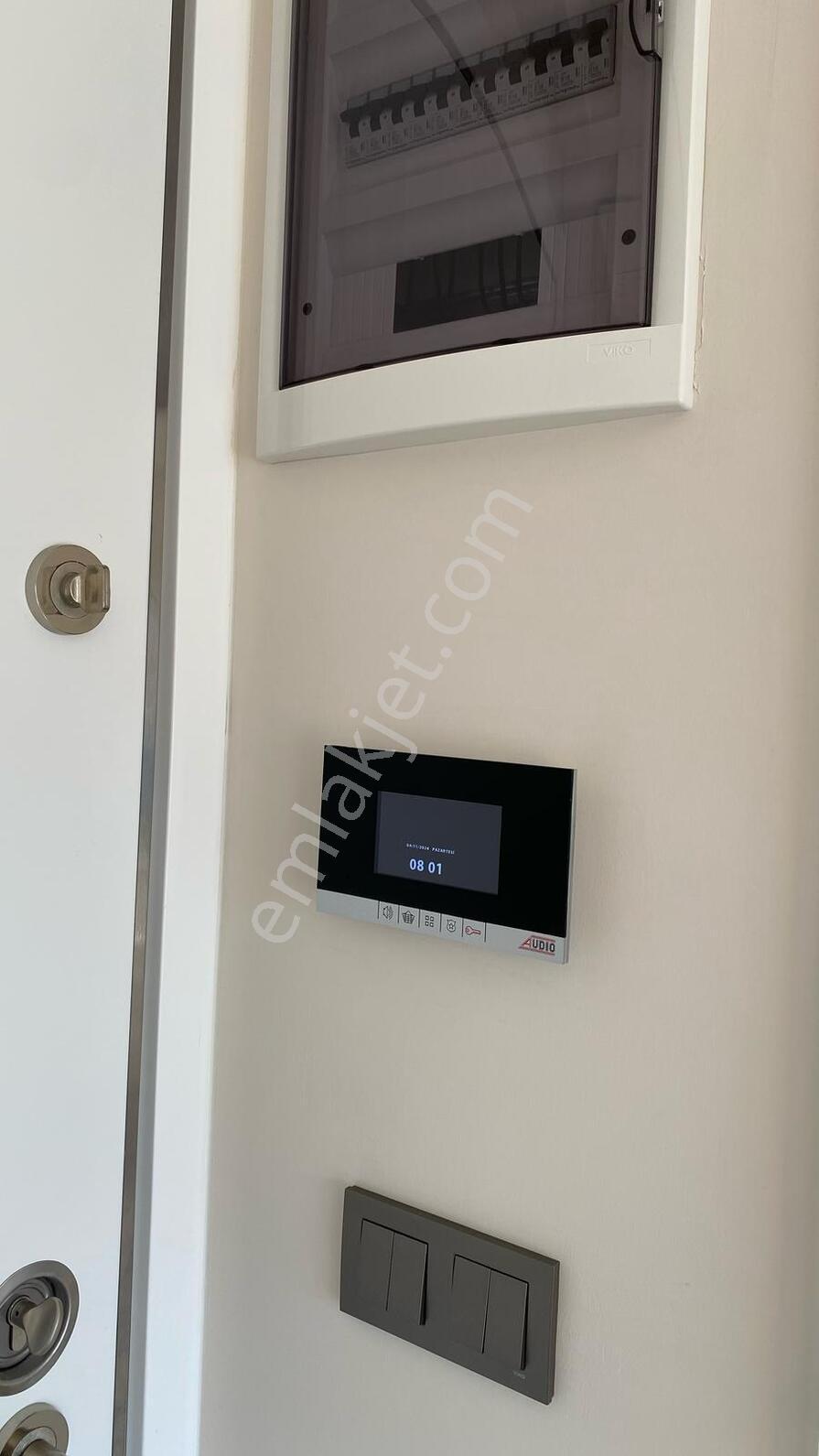 Bornova Kılıçoğlı Koşay Rezidansta-eşyalı-manzaralı-kiralık 1+1 - Görsel 24